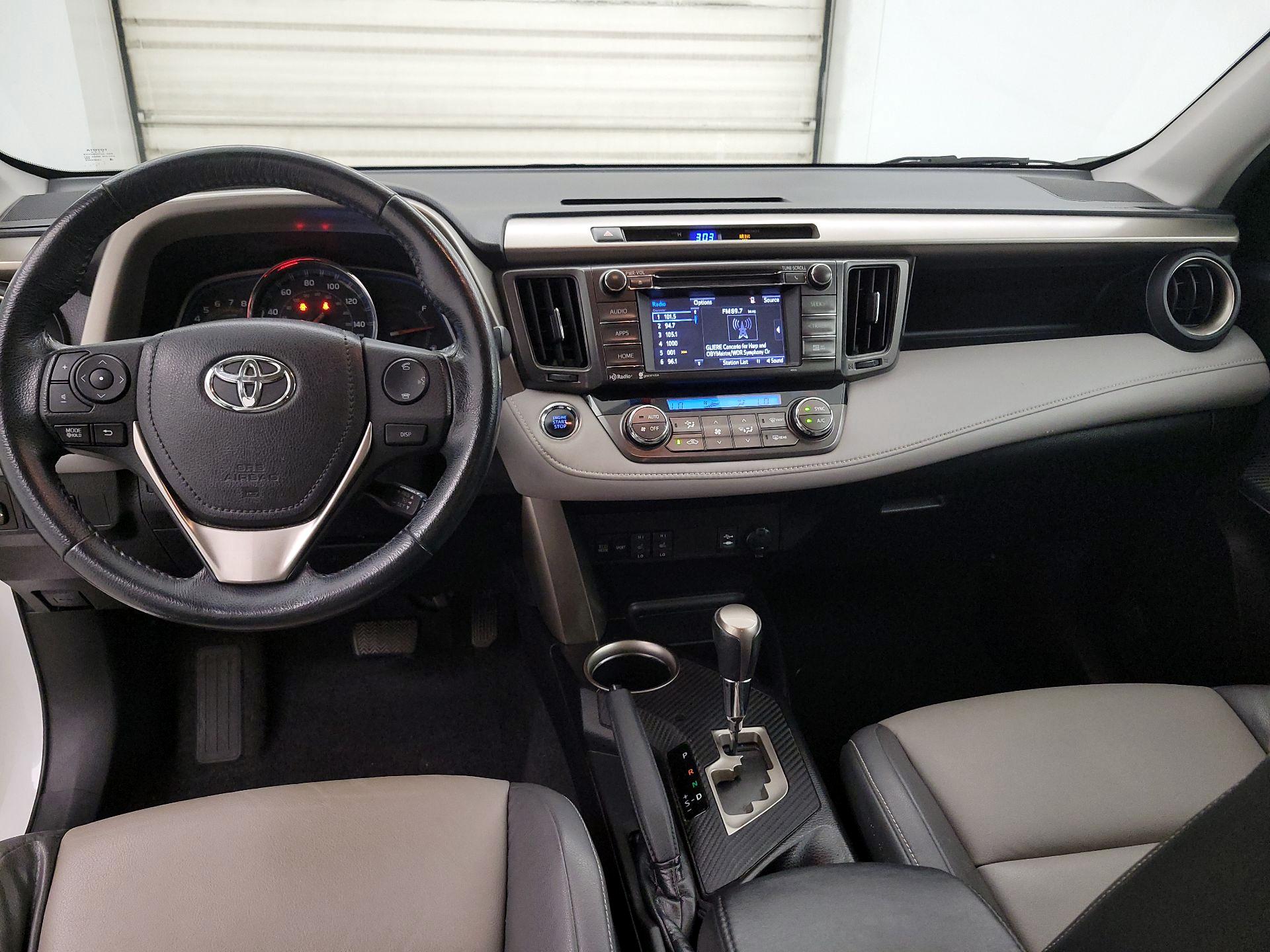 Thumbnail: 2015 Toyota RAV4 - 9
