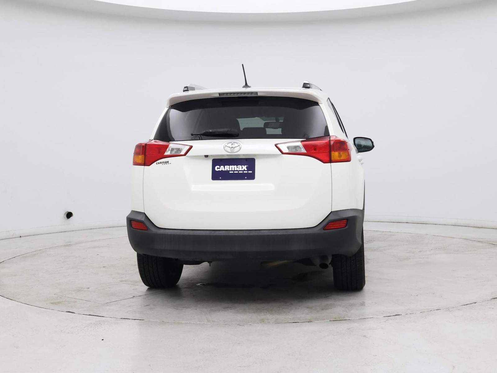 2015 Toyota RAV4 Limited - Photo 9