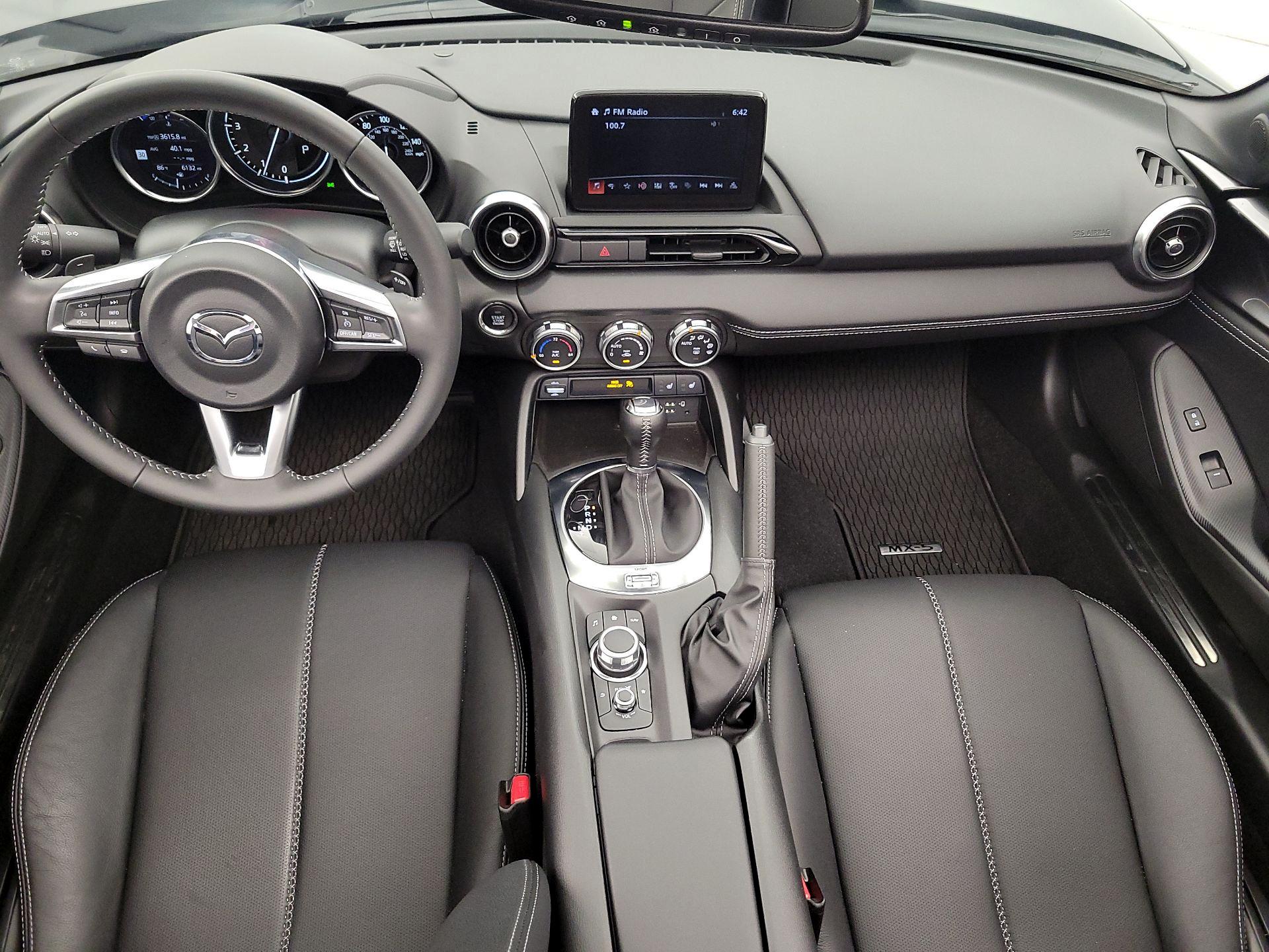 Thumbnail: 2023 Mazda MX-5 Miata - 9
