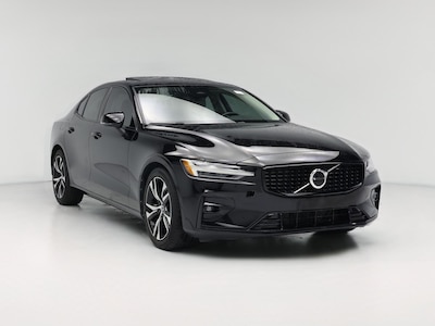 2023 Volvo S60 B5 Core Dark Theme