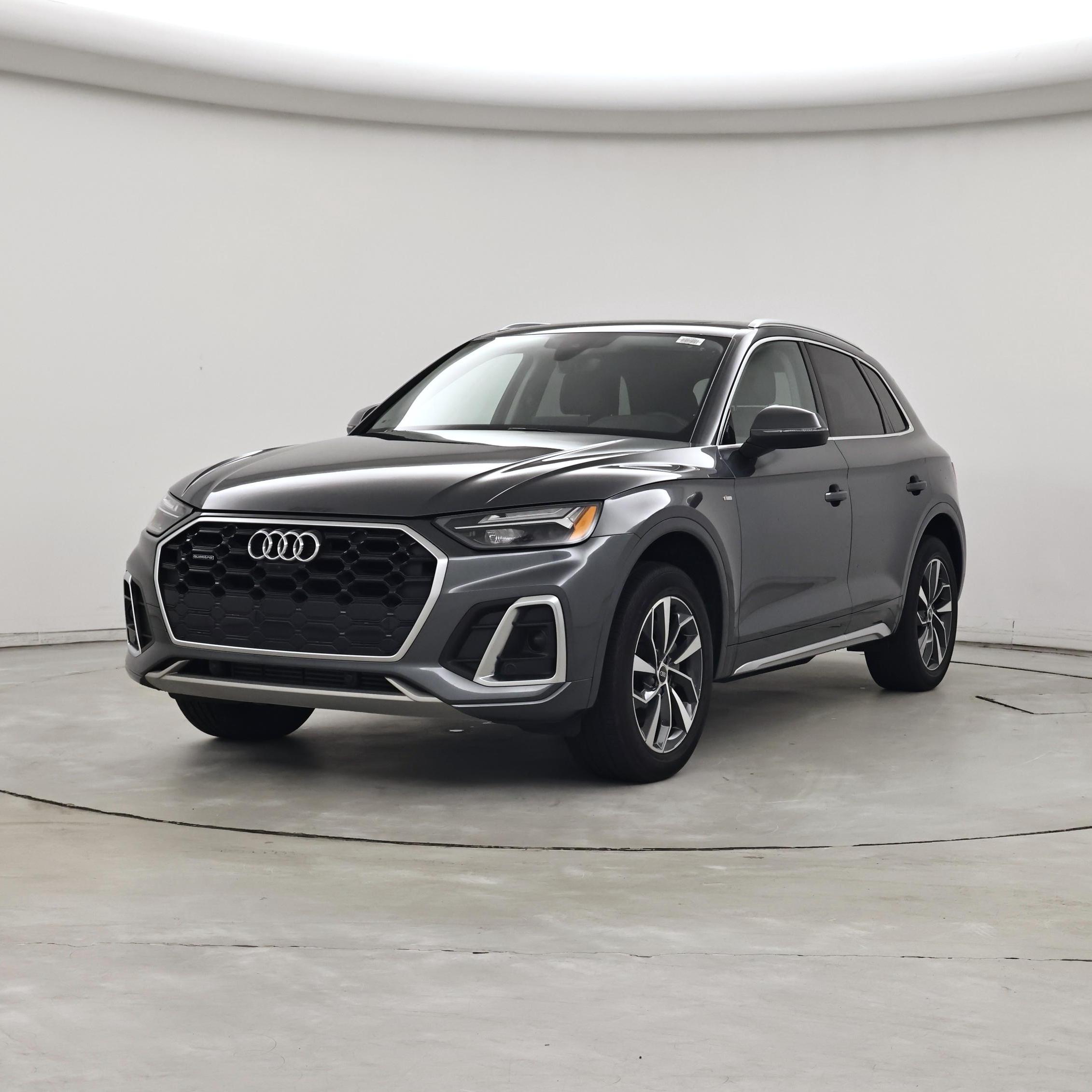 Thumbnail: 2023 Audi Q5 - 4