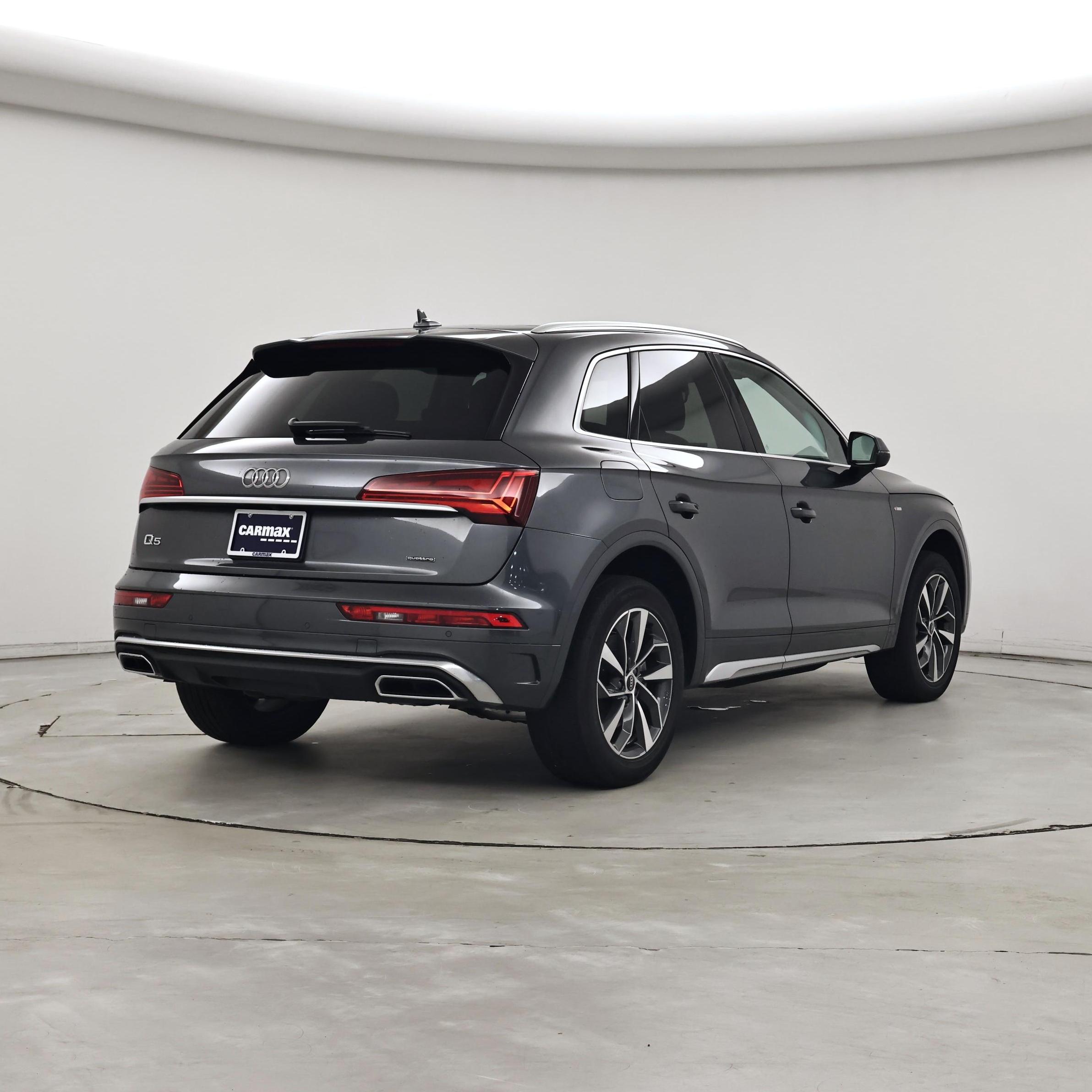 Thumbnail: 2023 Audi Q5 - 8
