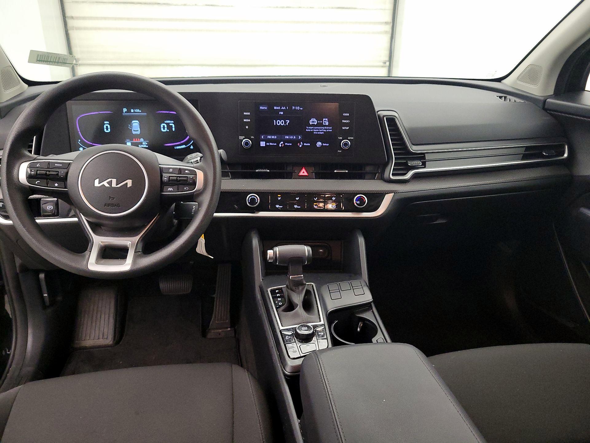 Thumbnail: 2025 Kia Sportage - 9