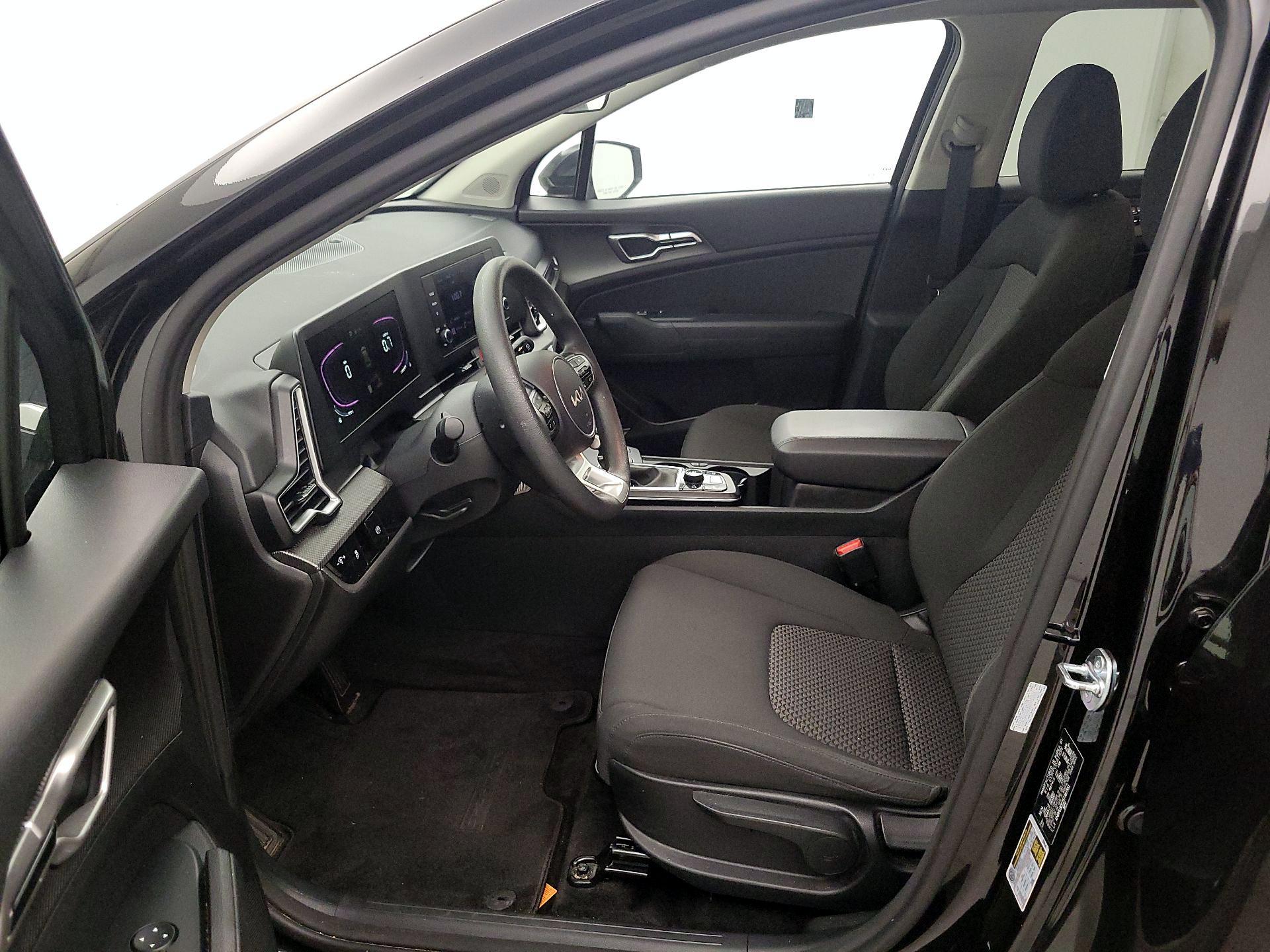 Thumbnail: 2025 Kia Sportage - 11