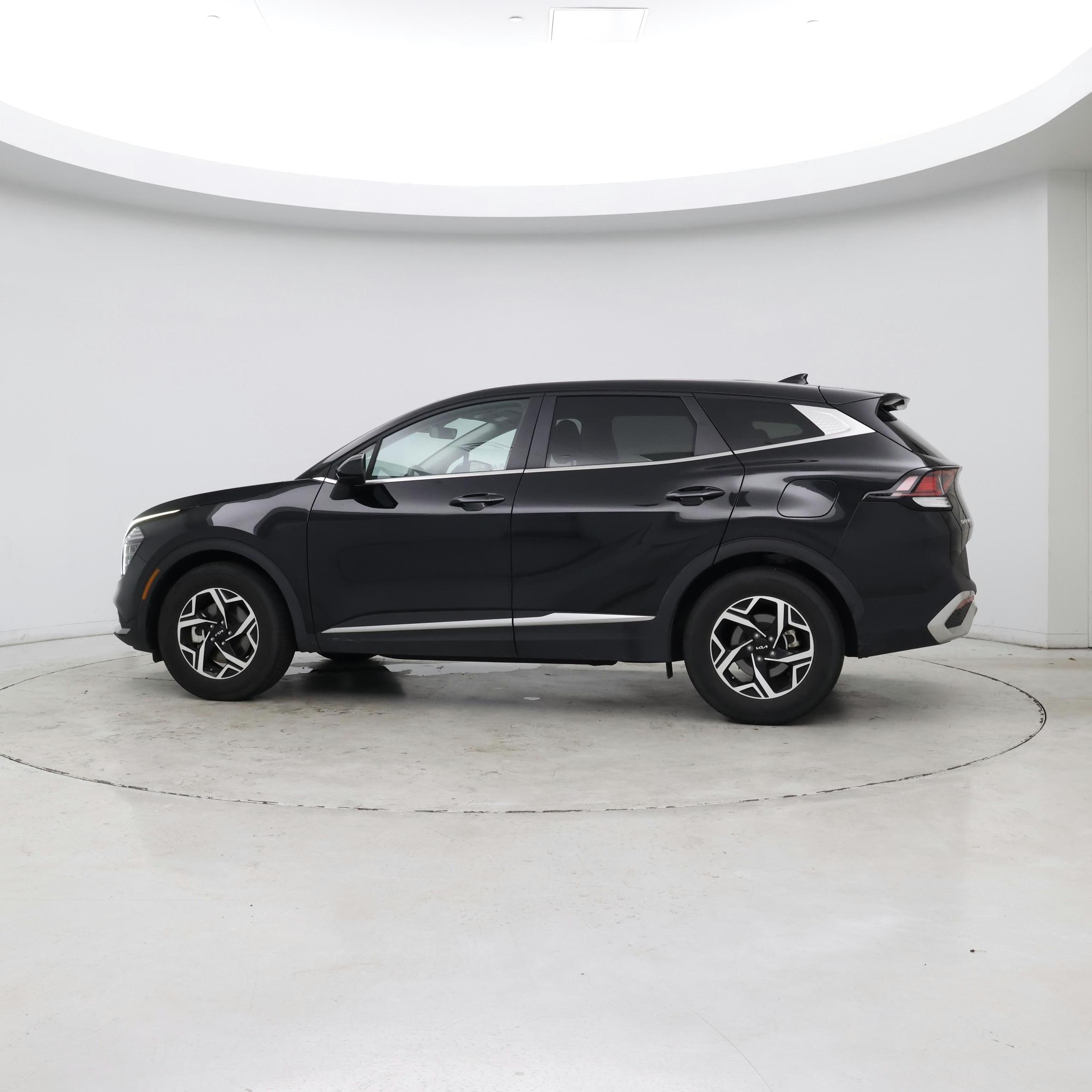 Thumbnail: 2025 Kia Sportage - 3