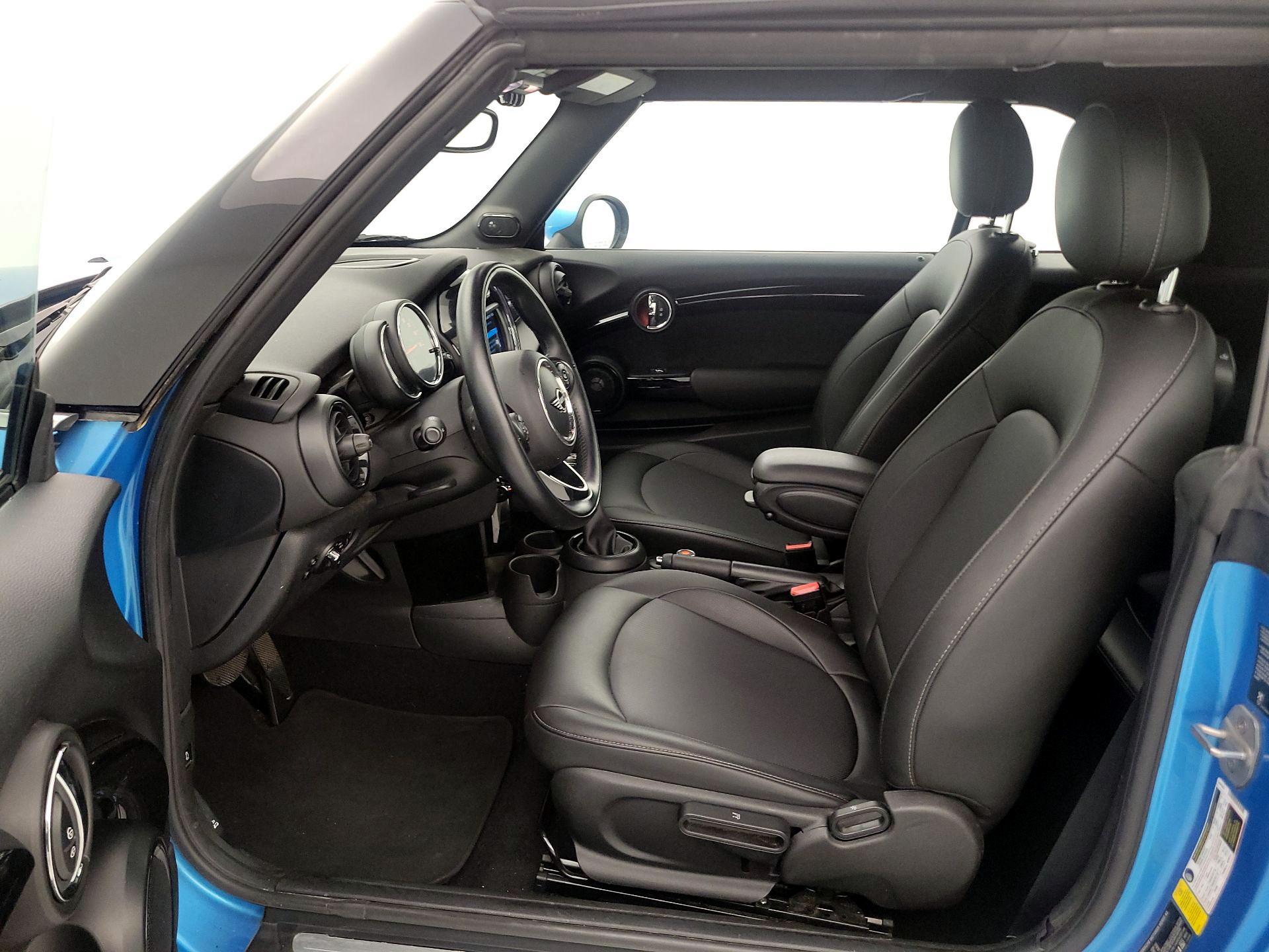 Thumbnail: 2019 MINI Cooper - 11