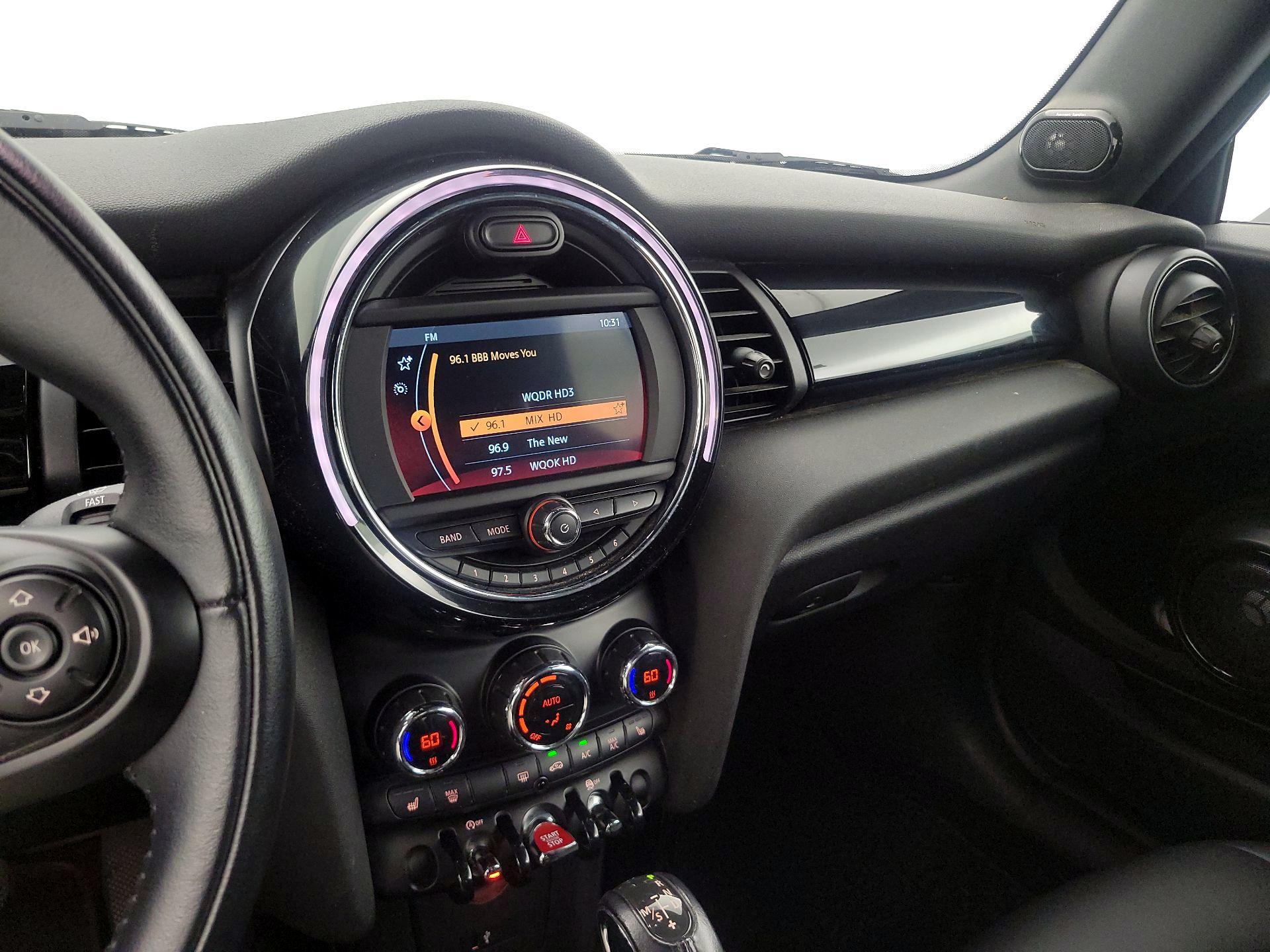 Thumbnail: 2019 MINI Cooper - 15