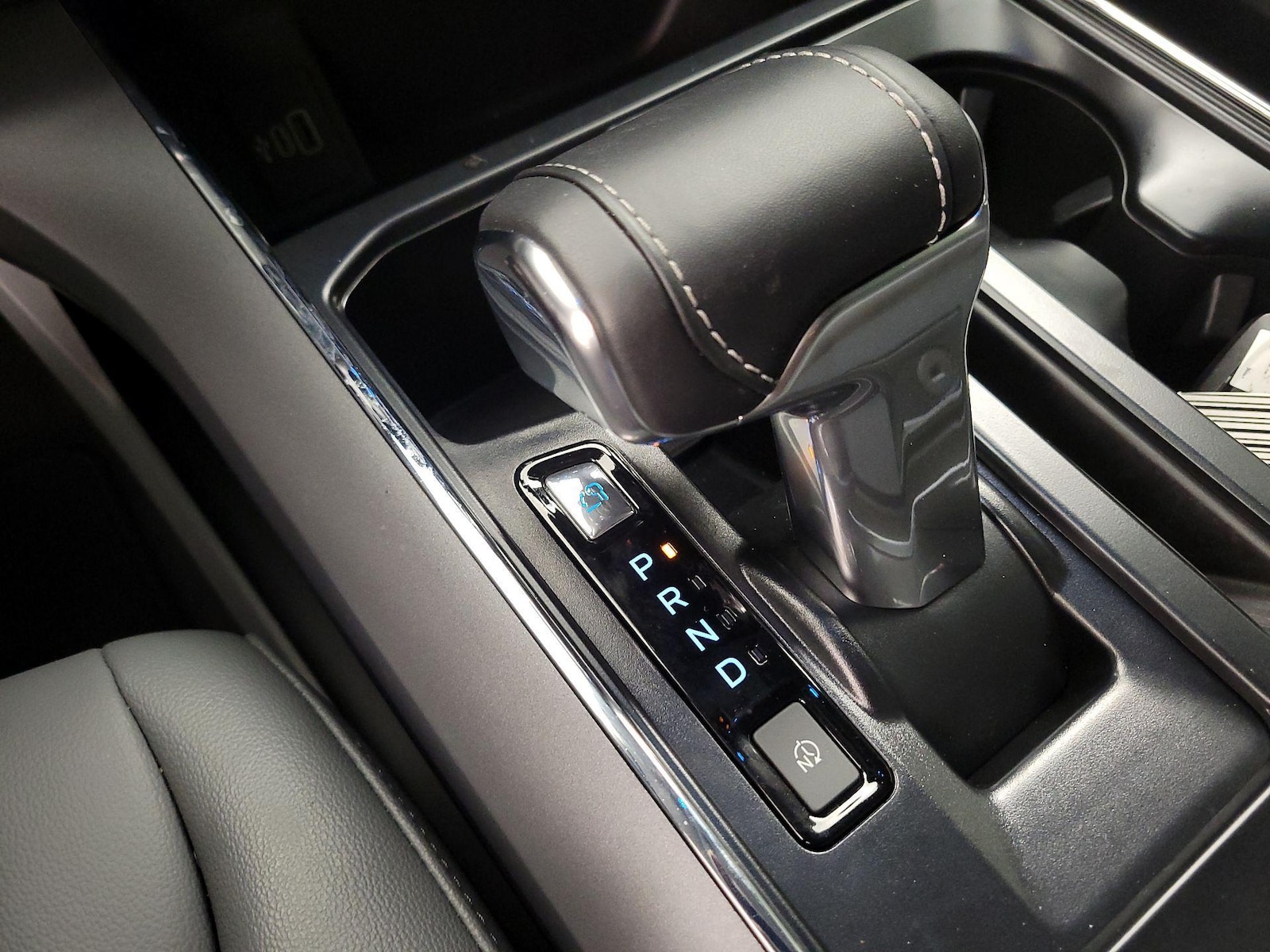 2025 Ford F-150 Lightning Flash - Photo 19