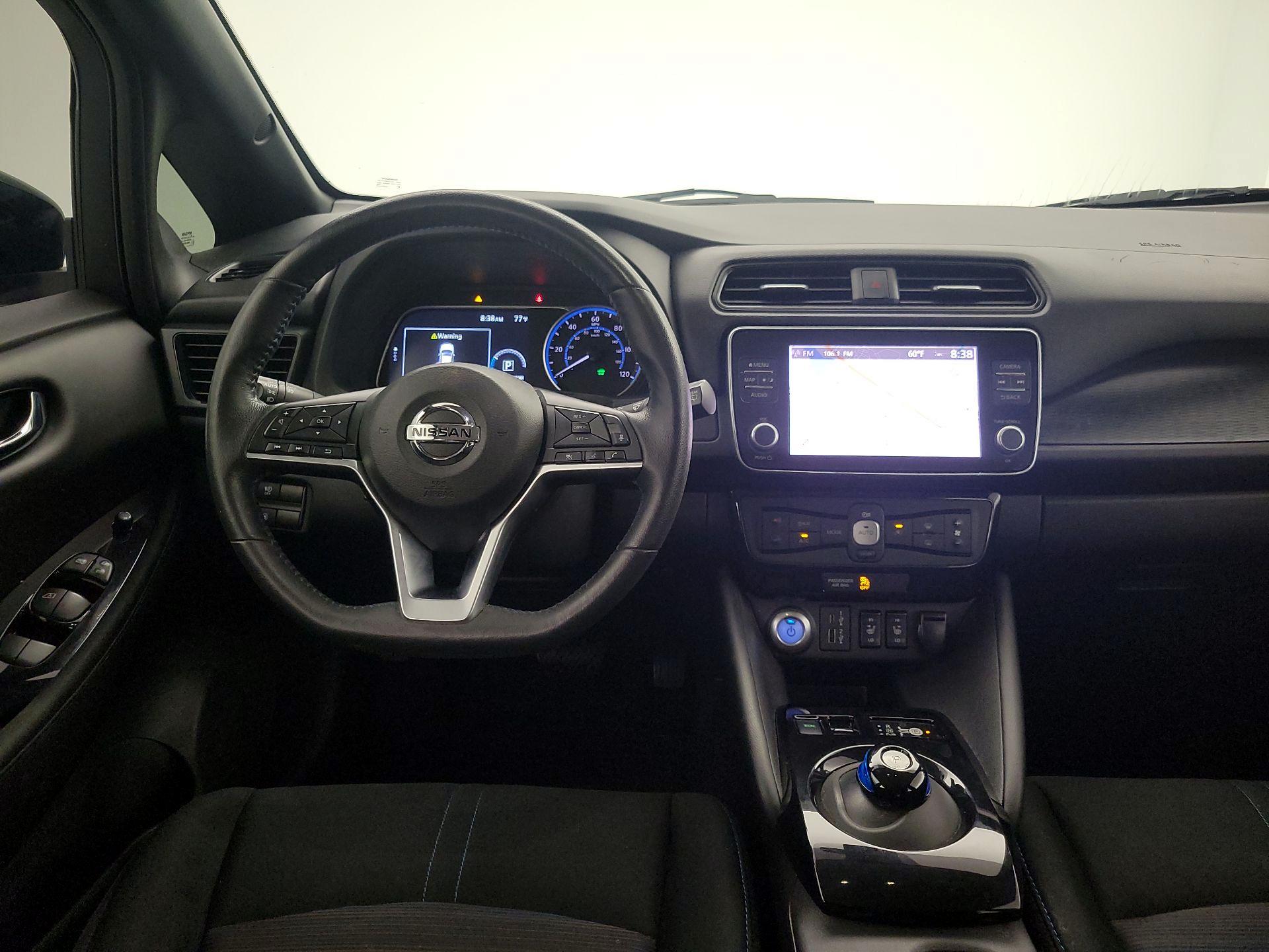 Thumbnail: 2021 Nissan Leaf - 10