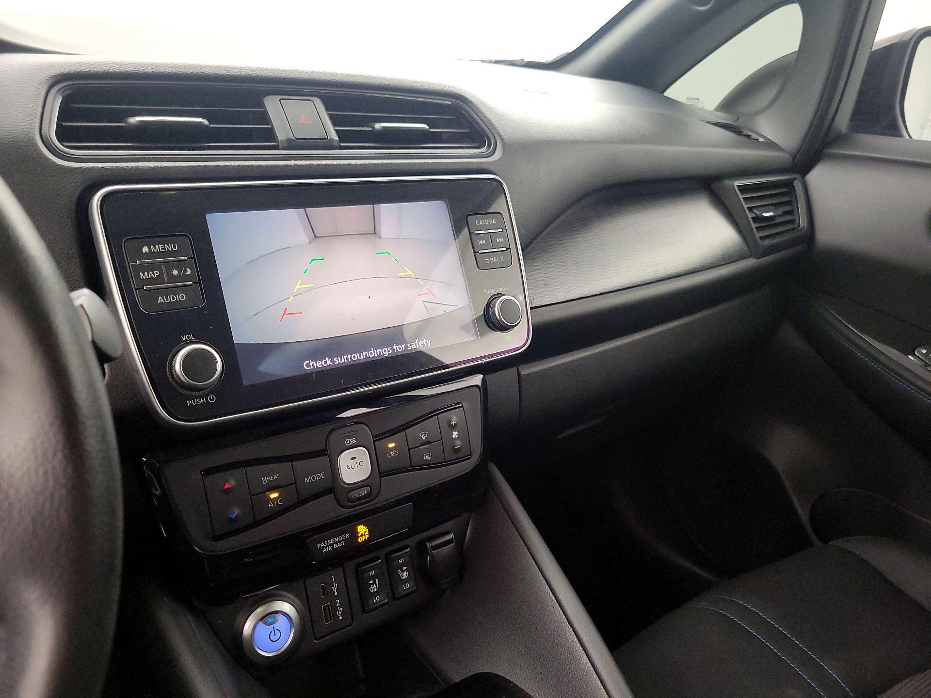 Thumbnail: 2021 Nissan Leaf - 15