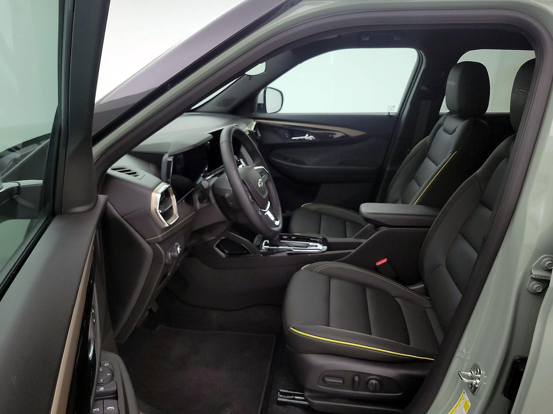 Thumbnail: 2026 Chevrolet TrailBlazer - 11