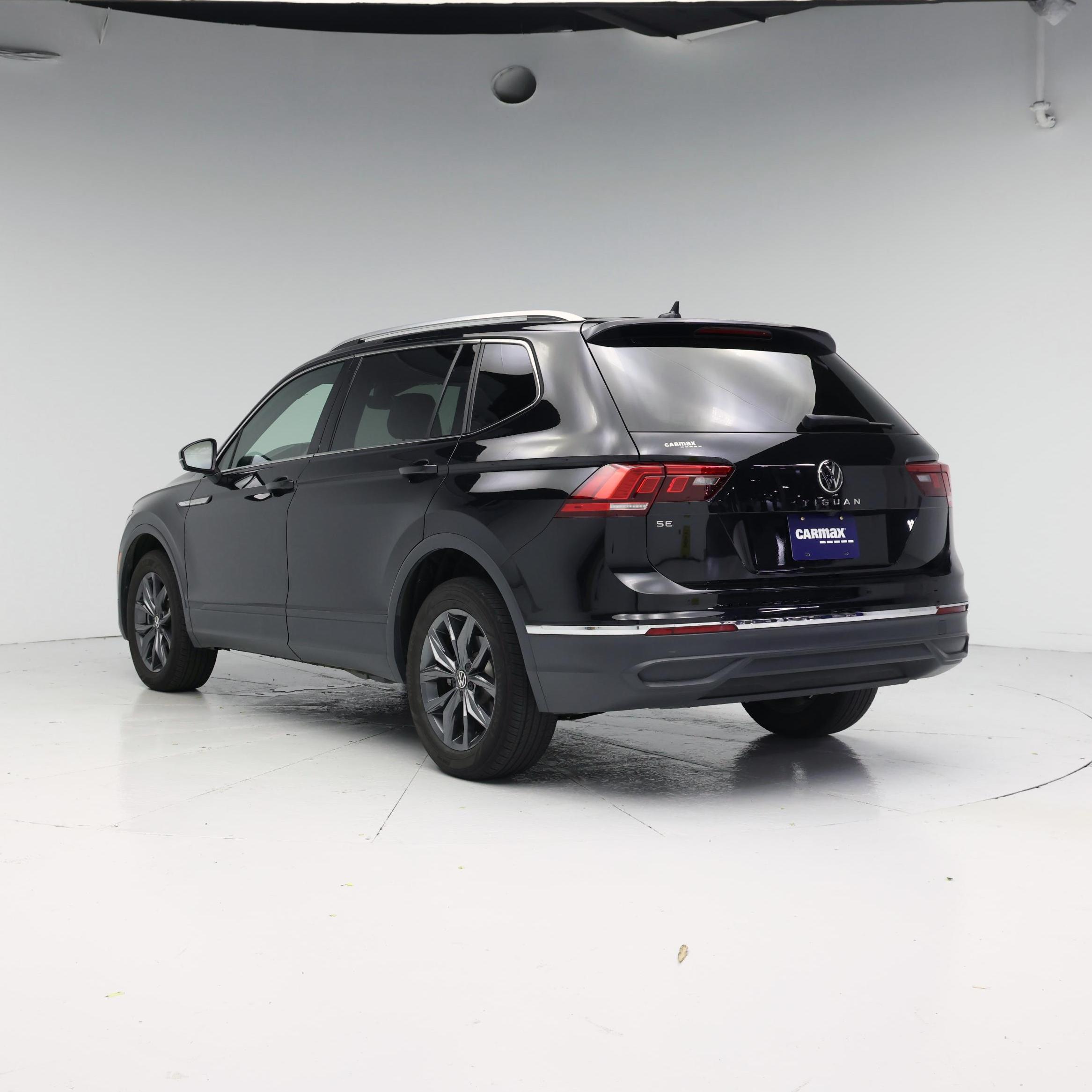 Thumbnail: 2024 Volkswagen Tiguan - 2