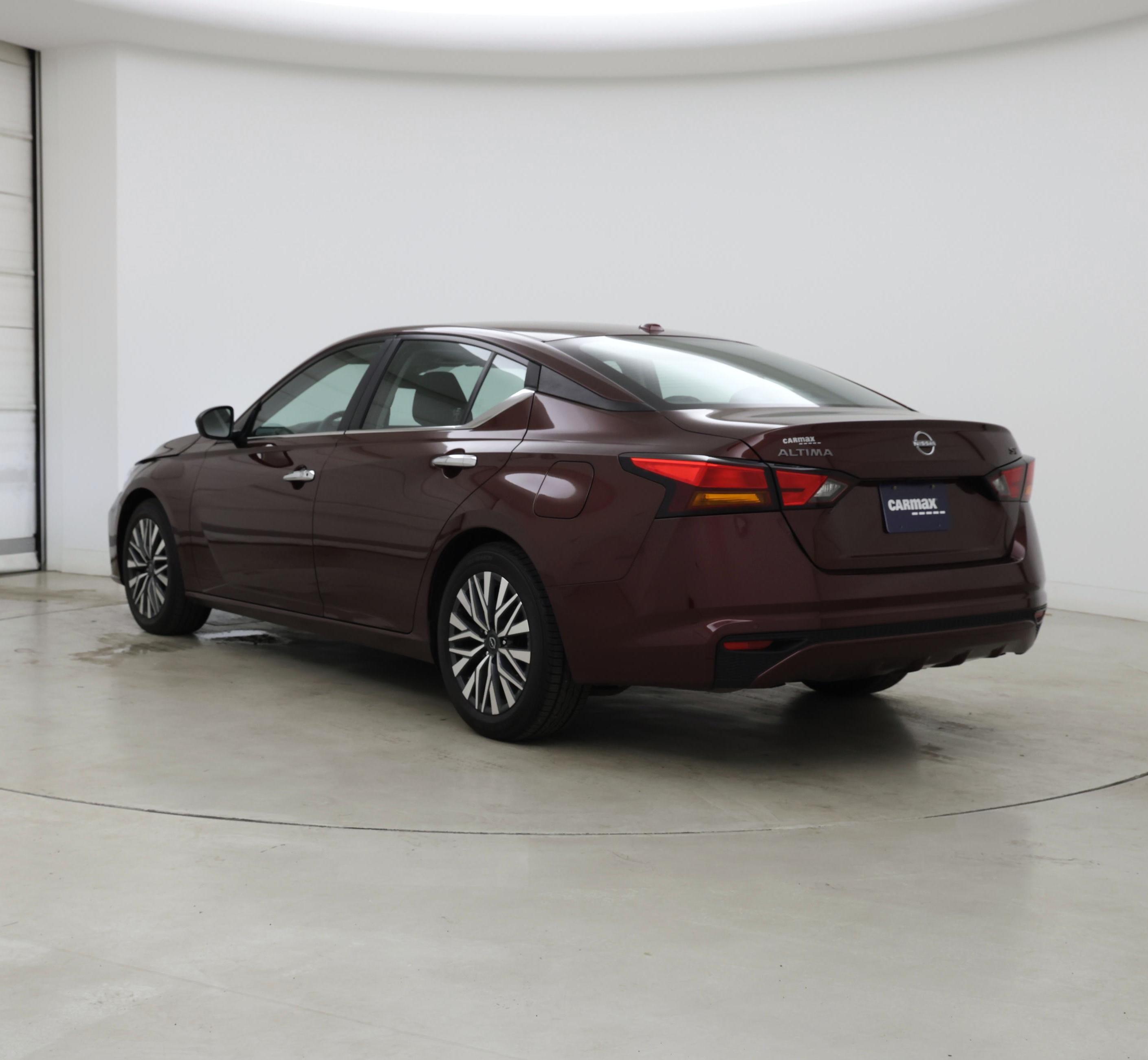 Thumbnail: 2024 Nissan Altima - 2
