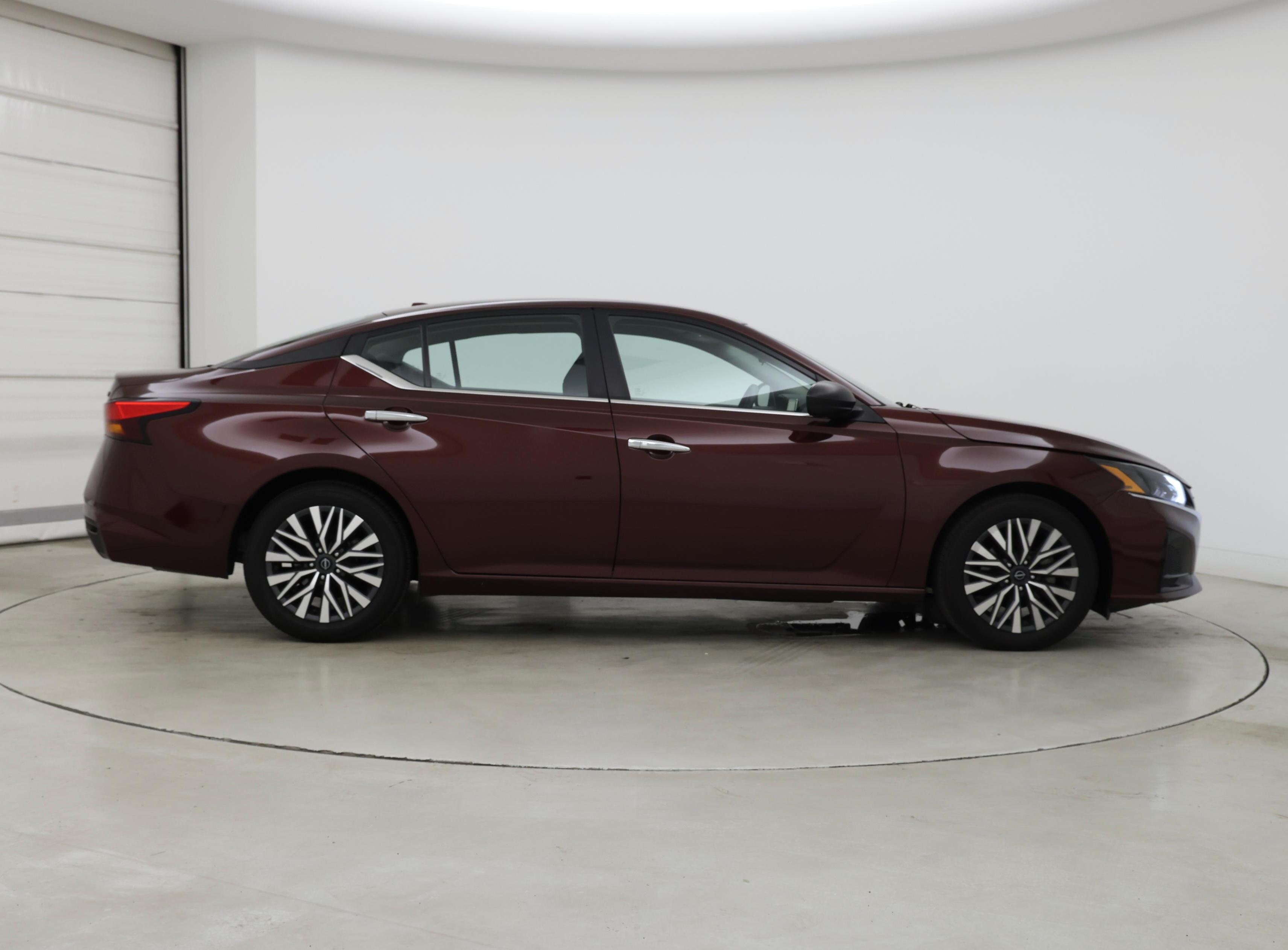 Thumbnail: 2024 Nissan Altima - 7