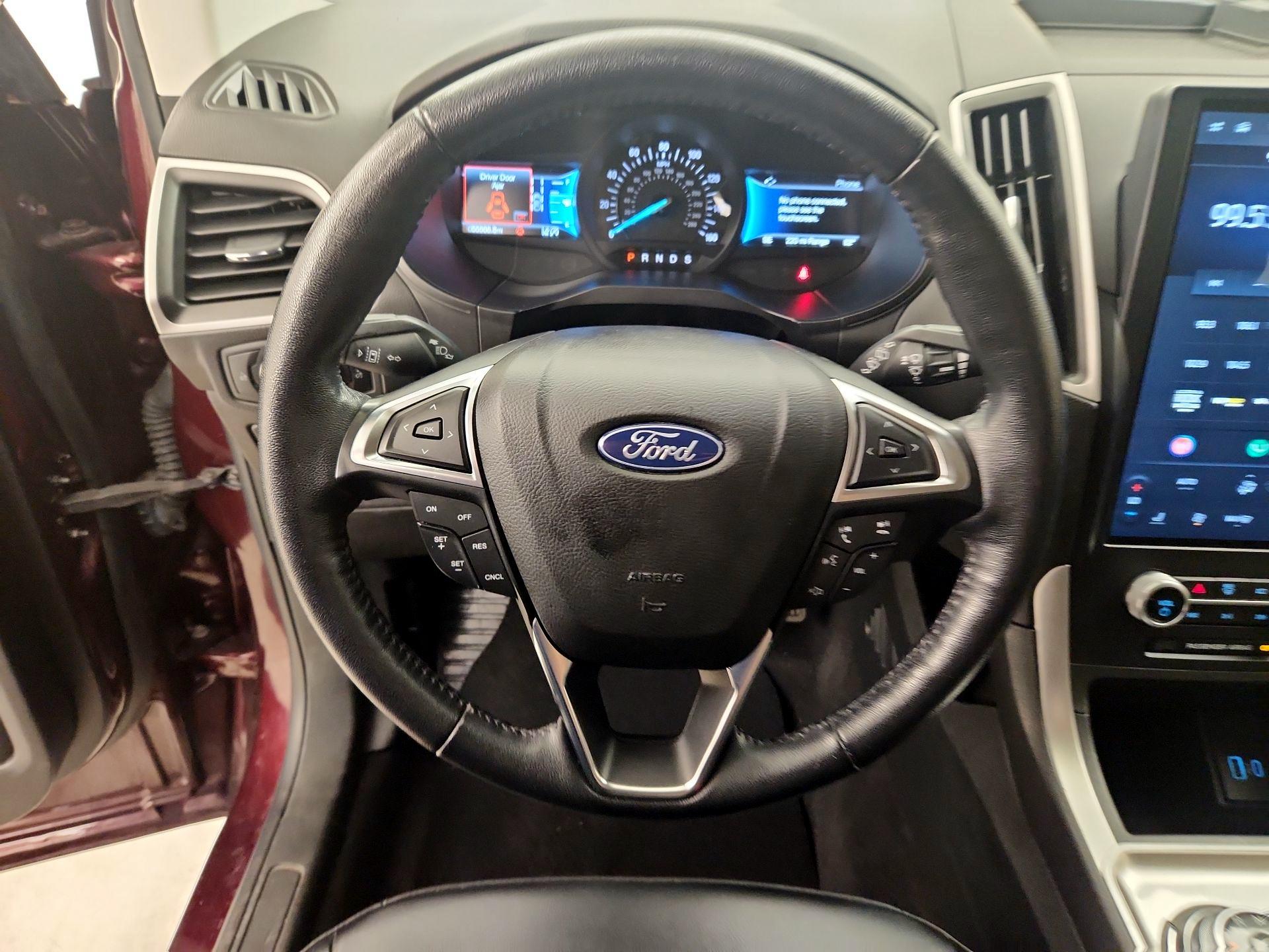 Thumbnail: 2023 Ford Edge - 10