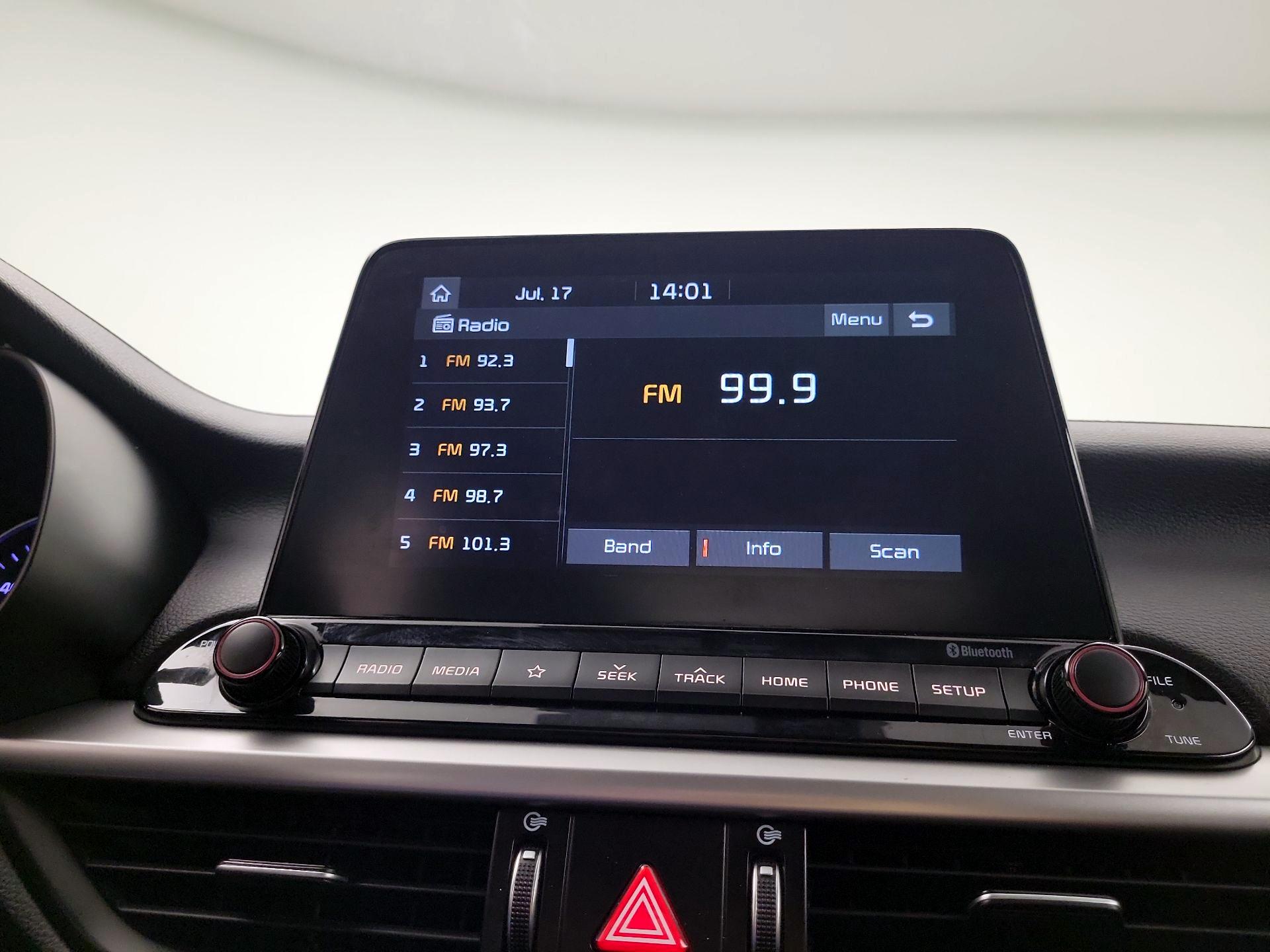 Thumbnail: 2021 Kia Forte - 15