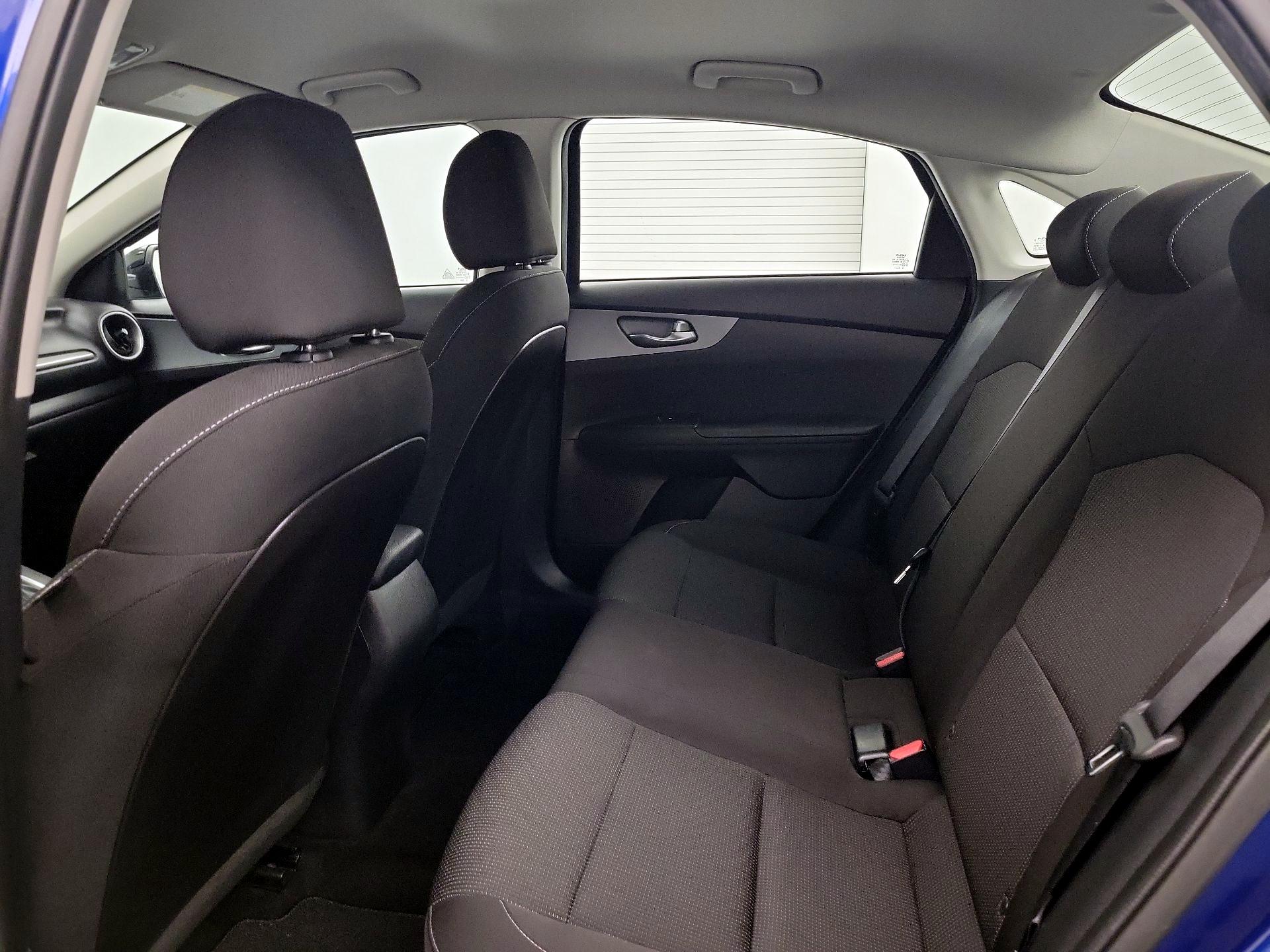 Thumbnail: 2021 Kia Forte - 19