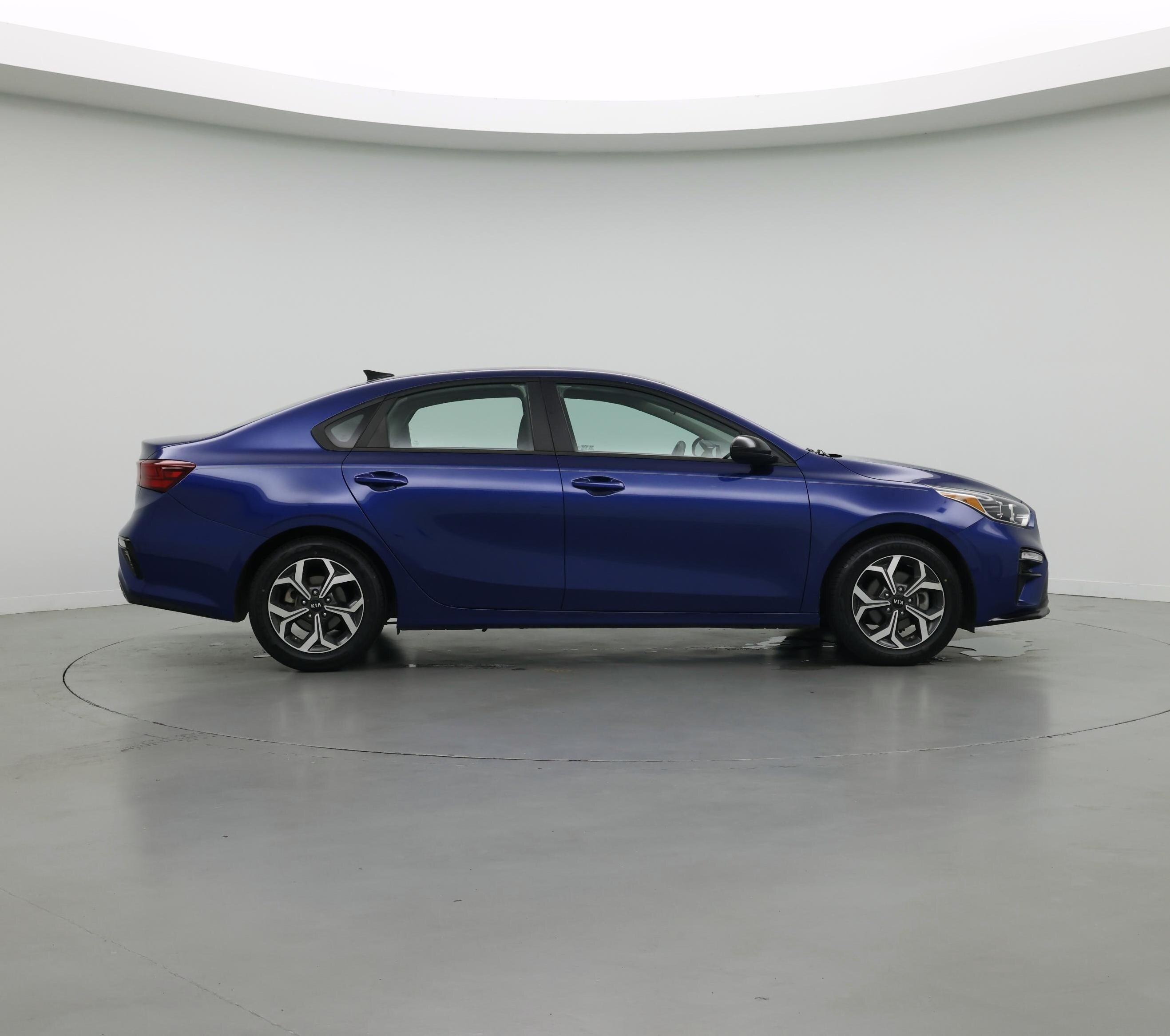 Thumbnail: 2021 Kia Forte - 7