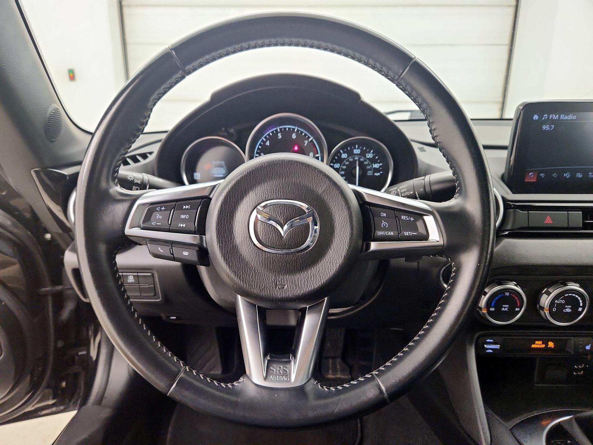 Thumbnail: 2023 Mazda MX-5 Miata - 10