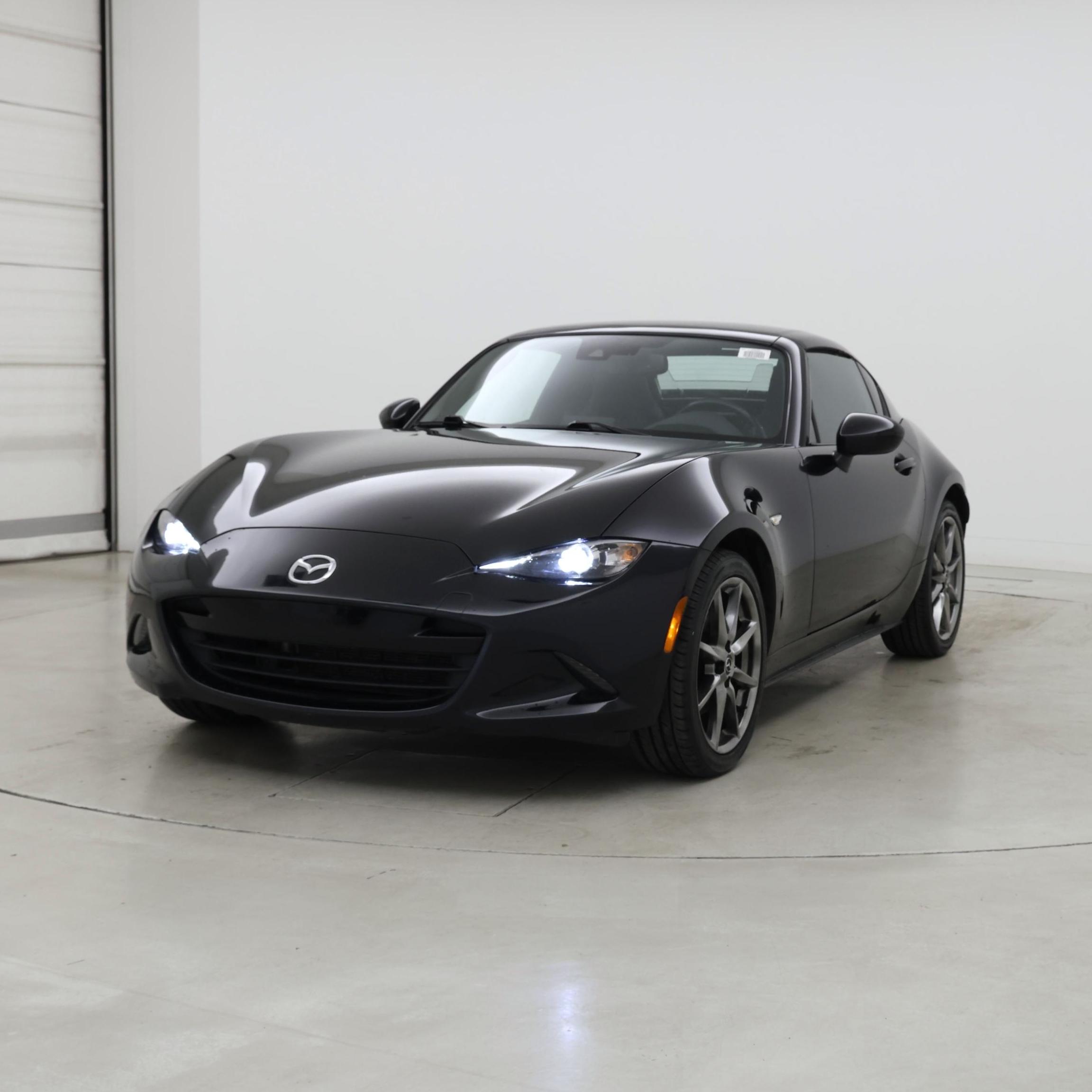 Thumbnail: 2023 Mazda MX-5 Miata - 4