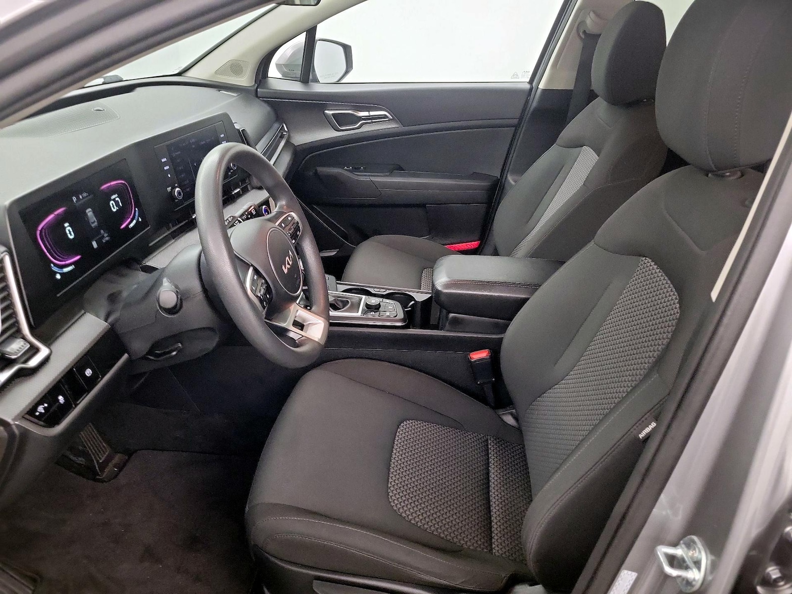 2024 Kia Sportage LX - Photo 12