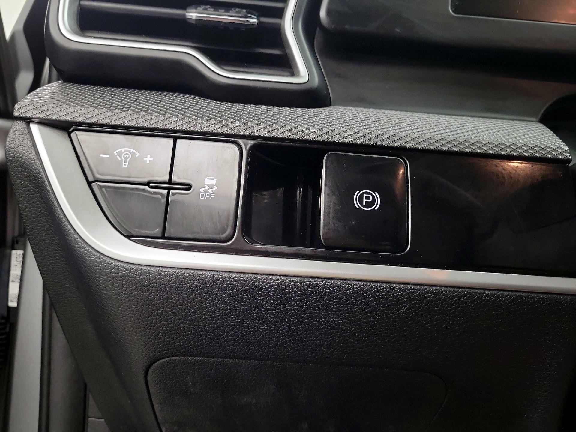Thumbnail: 2024 Kia Sportage - 13