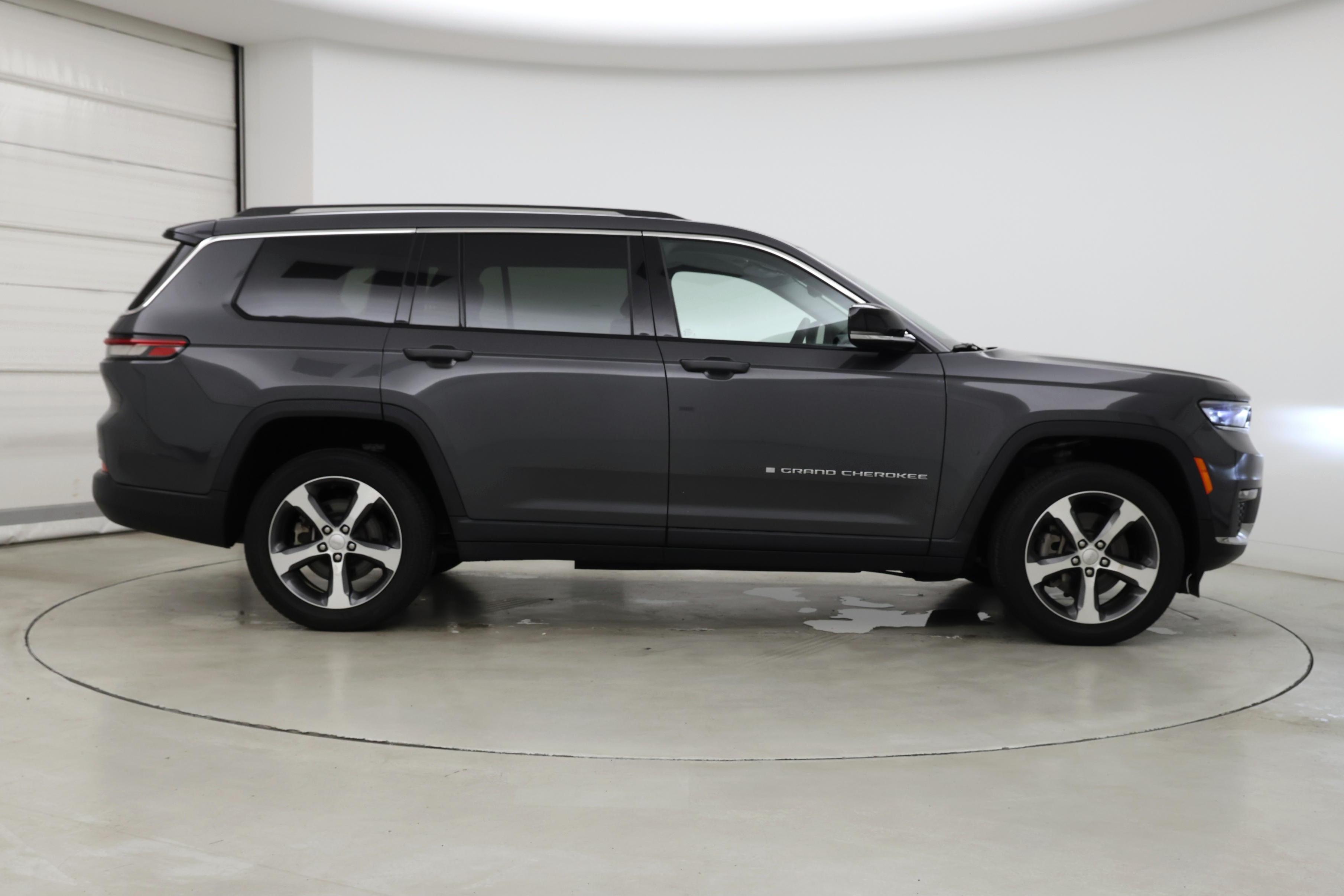 Thumbnail: 2023 Jeep Grand Cherokee L - 7
