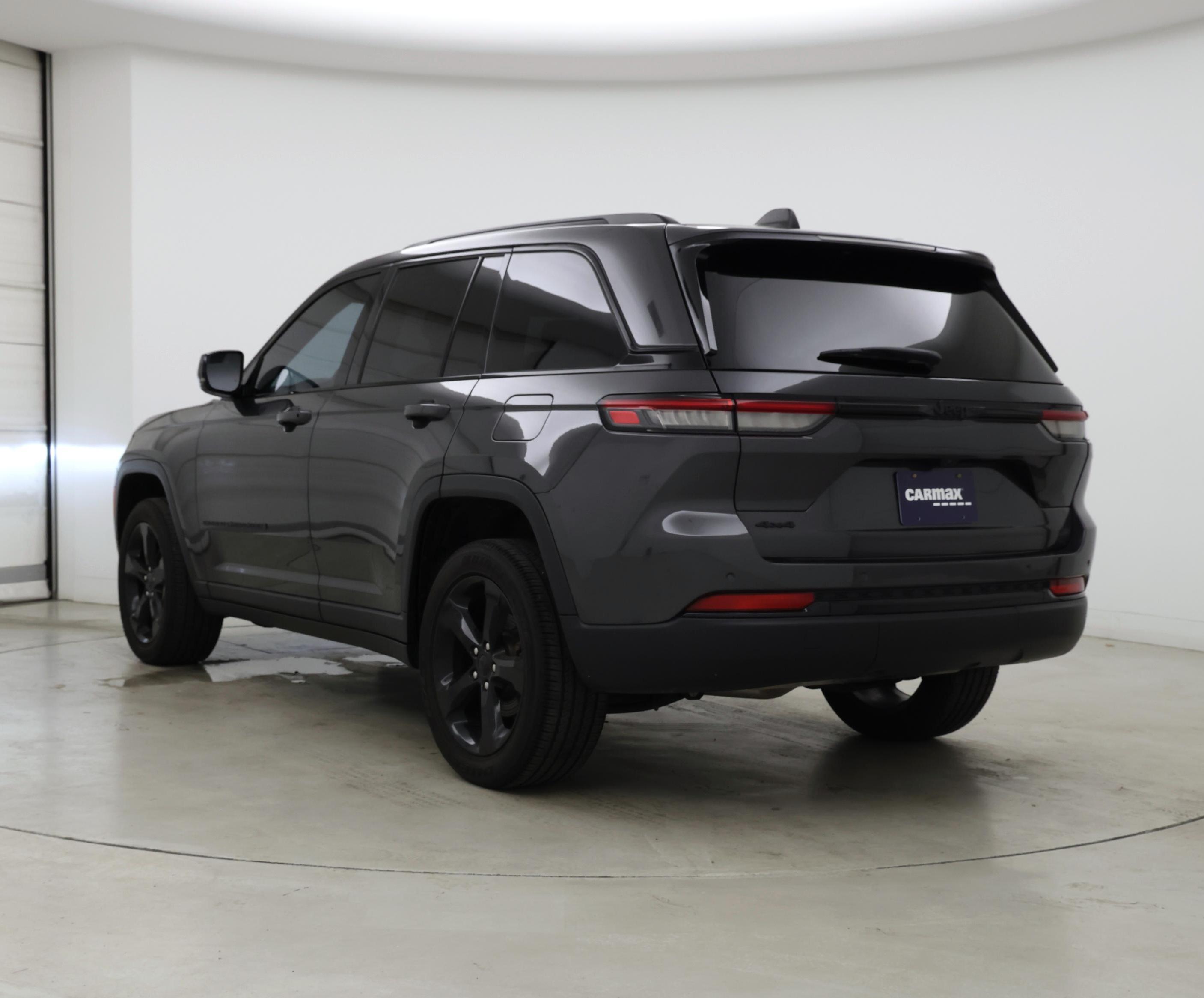 Thumbnail: 2023 Jeep Grand Cherokee - 2