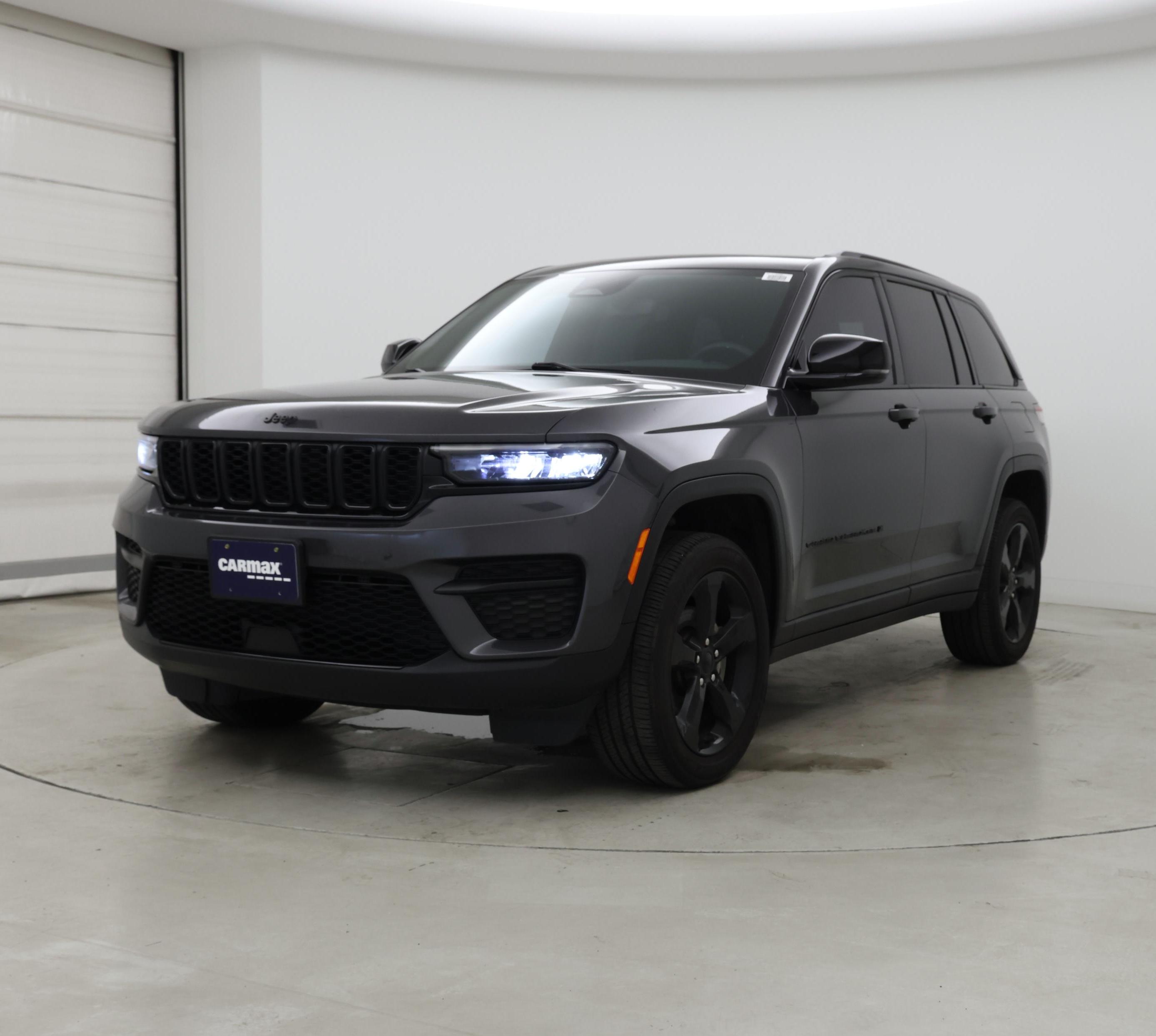 Thumbnail: 2023 Jeep Grand Cherokee - 4