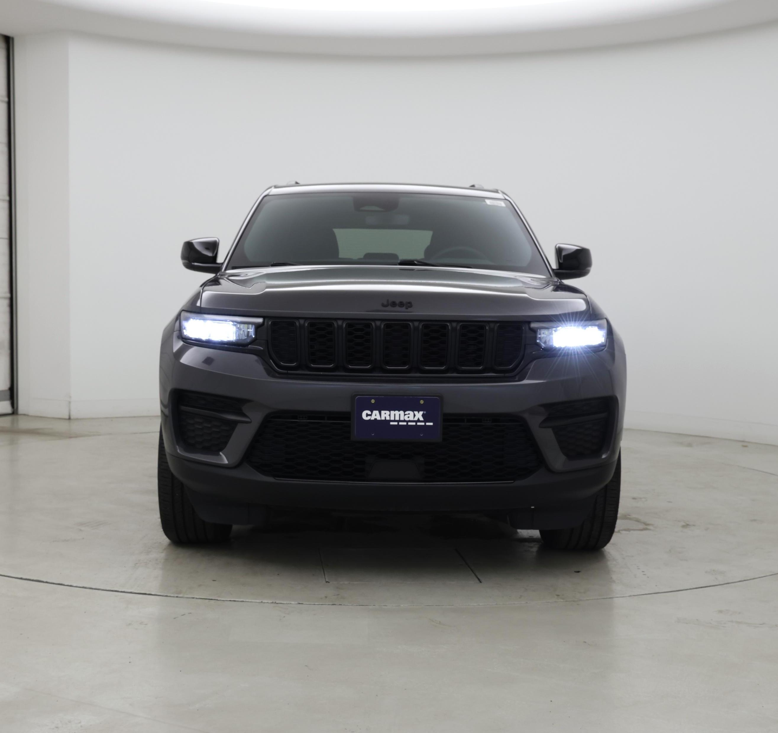 Thumbnail: 2023 Jeep Grand Cherokee - 5