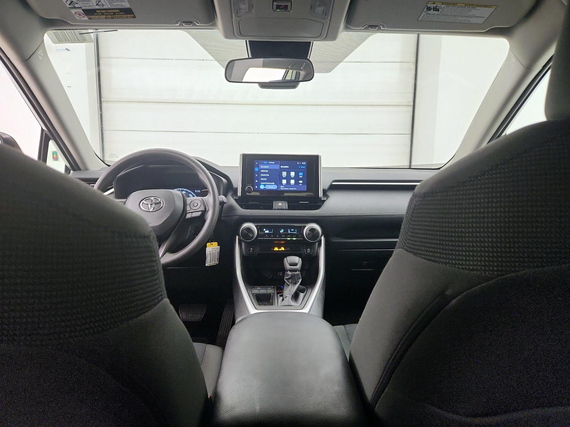 Thumbnail: 2024 Toyota RAV4 - 9