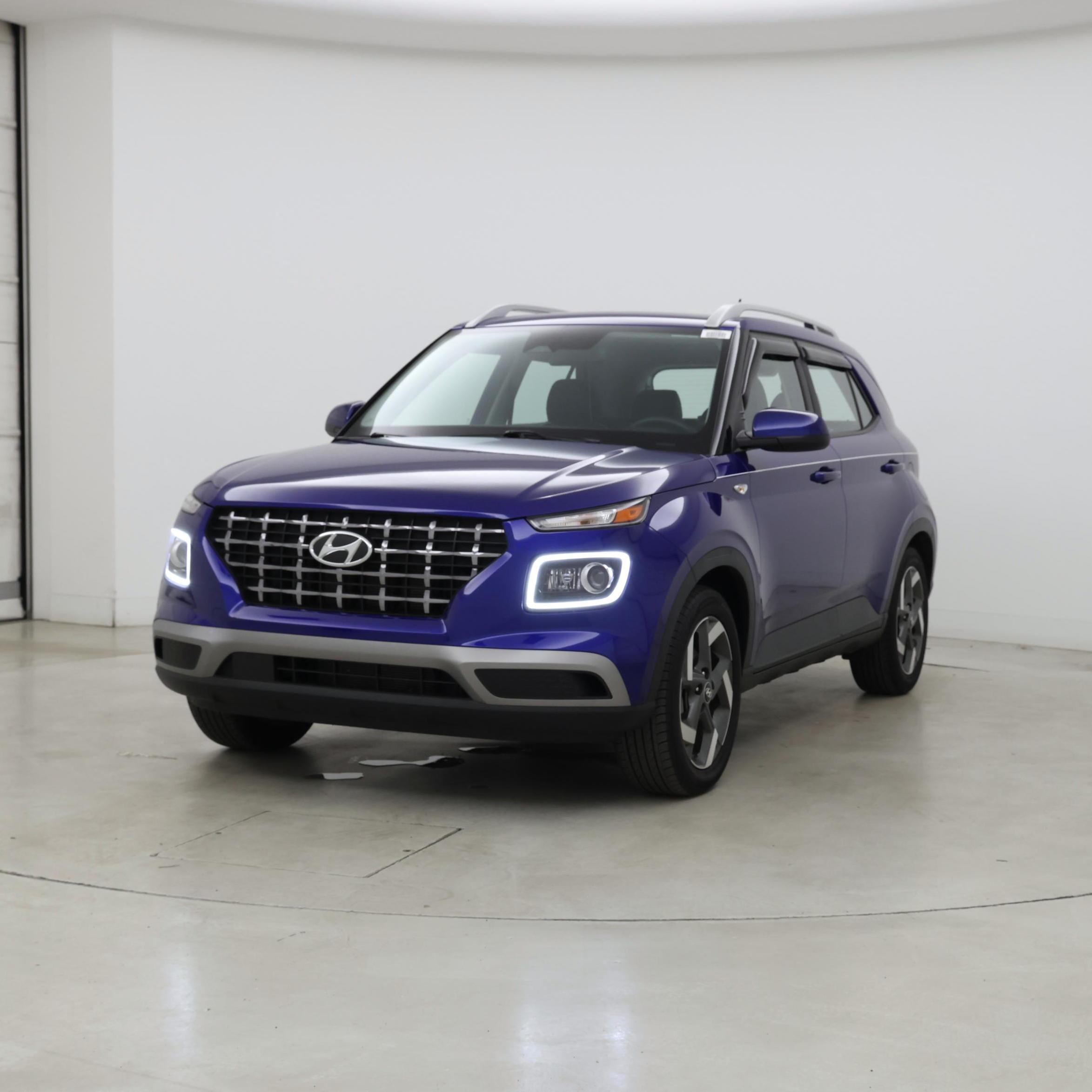 Thumbnail: 2025 Hyundai Venue - 4