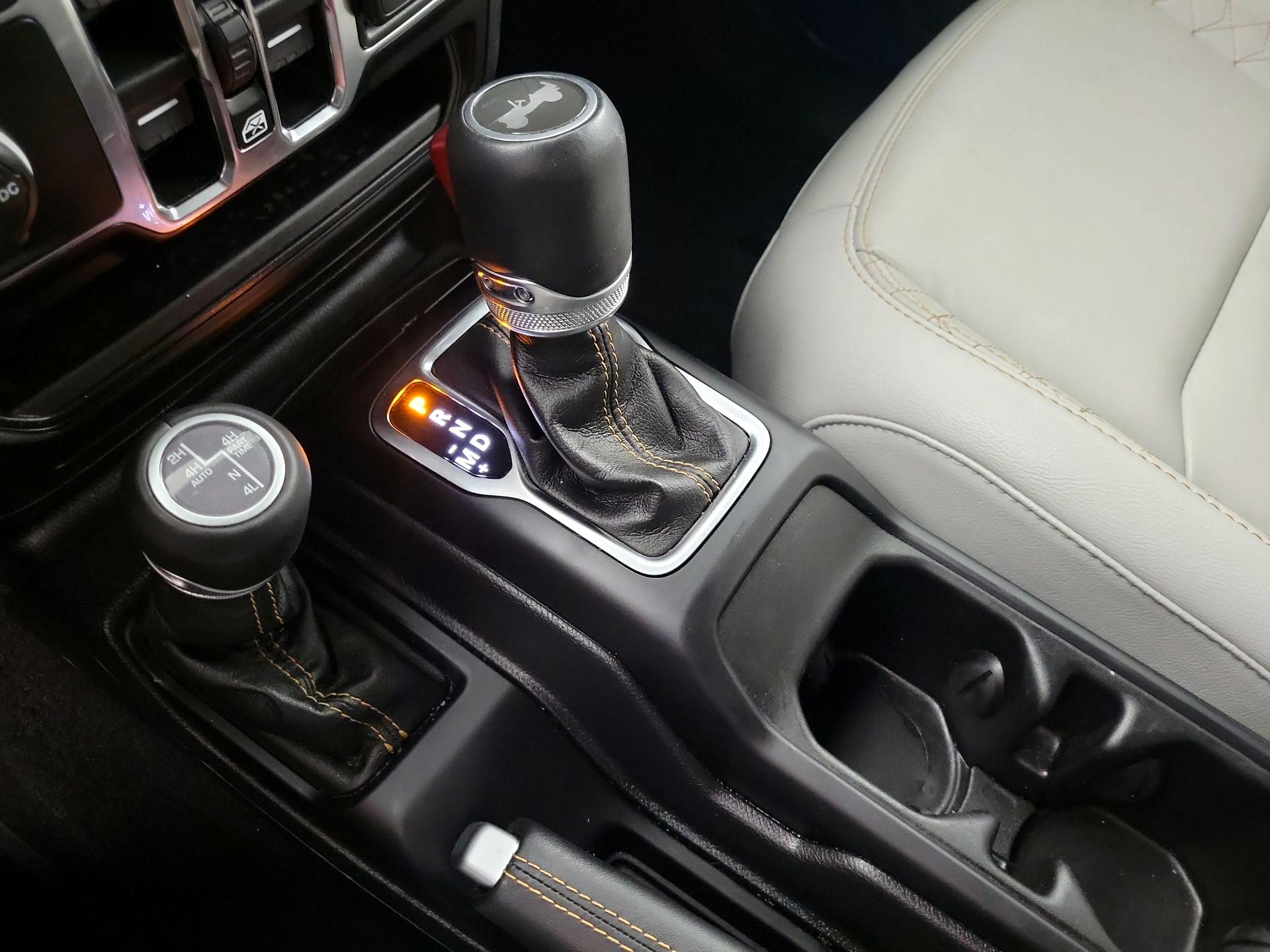 Thumbnail: 2023 Jeep Wrangler - 18