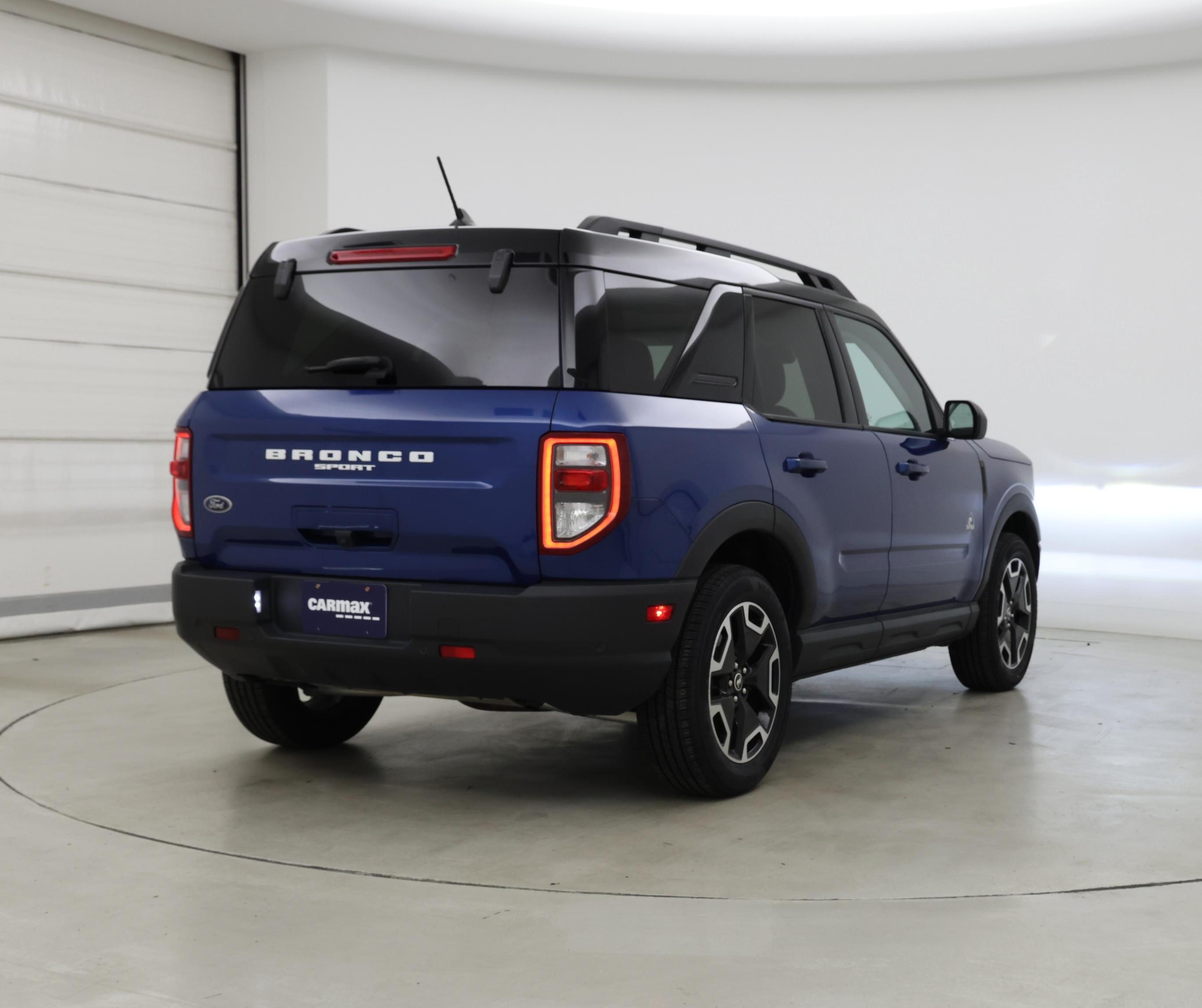 Thumbnail: 2023 Ford Bronco Sport - 8