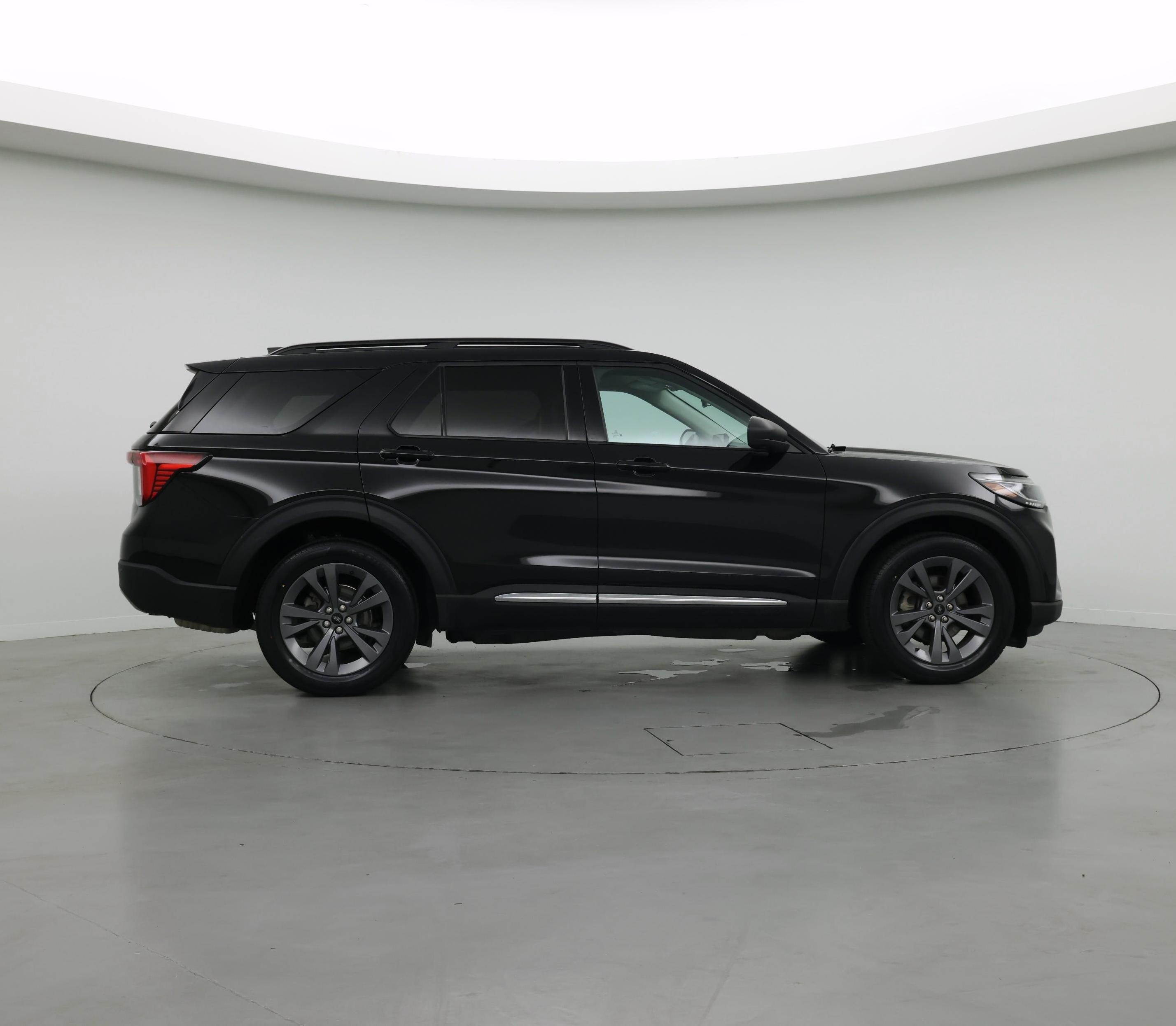 Thumbnail: 2025 Ford Explorer - 7