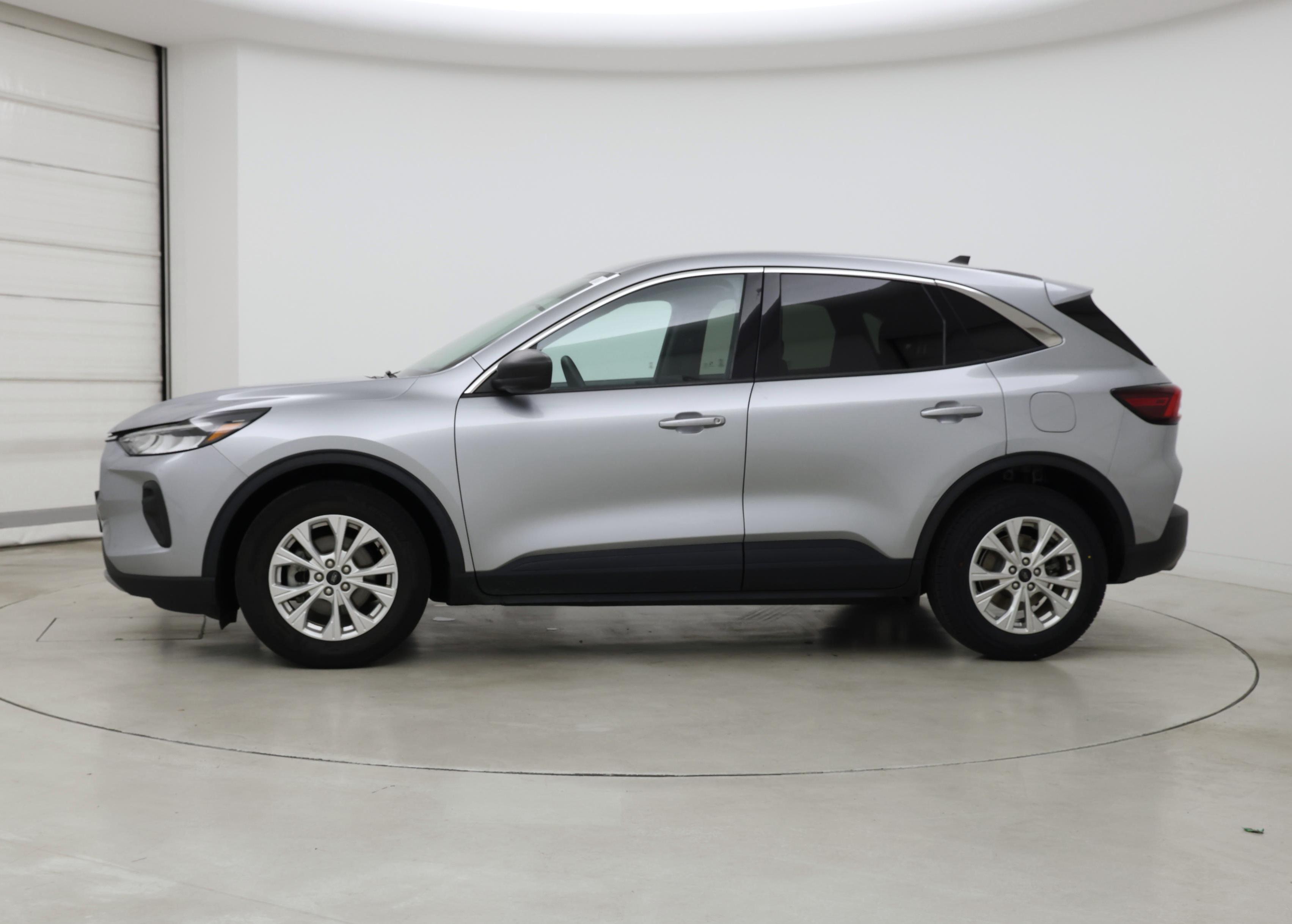 Thumbnail: 2024 Ford Escape - 3
