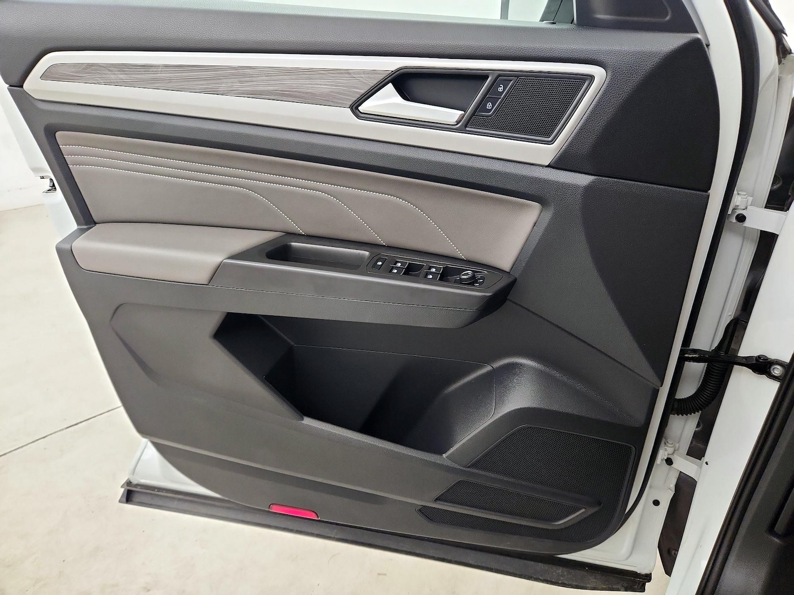 2023 Volkswagen Atlas Cross Sport SE - Photo 13