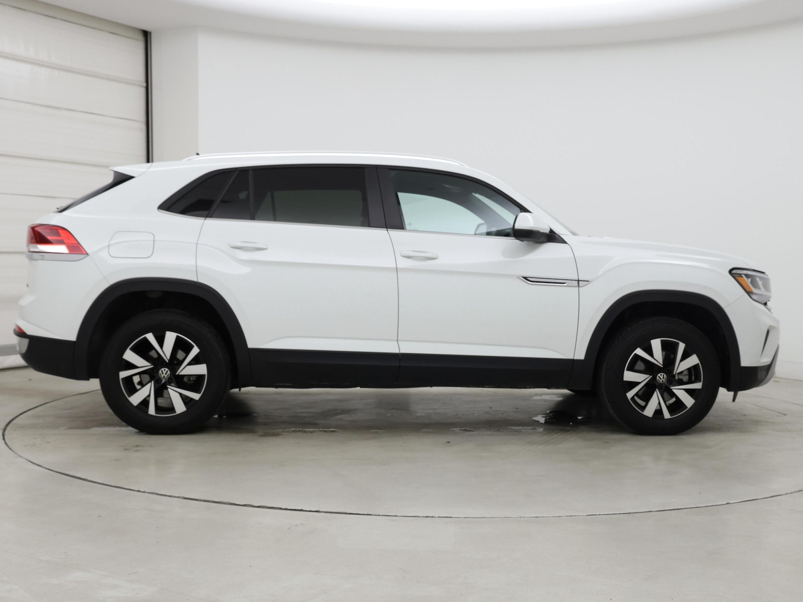 2023 Volkswagen Atlas Cross Sport SE - Photo 8