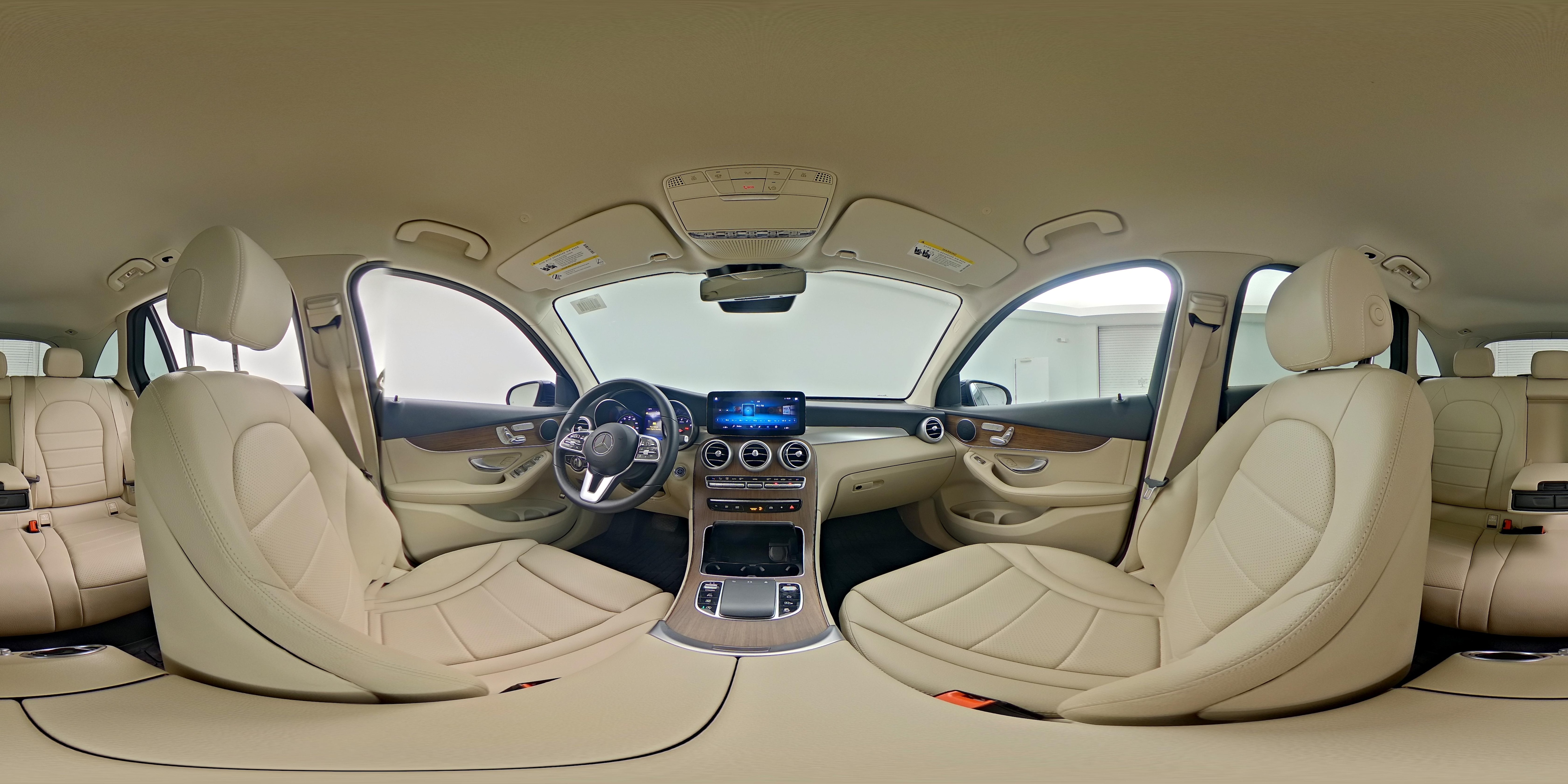 2022 Mercedes-Benz GLC GLC300 - Photo 24