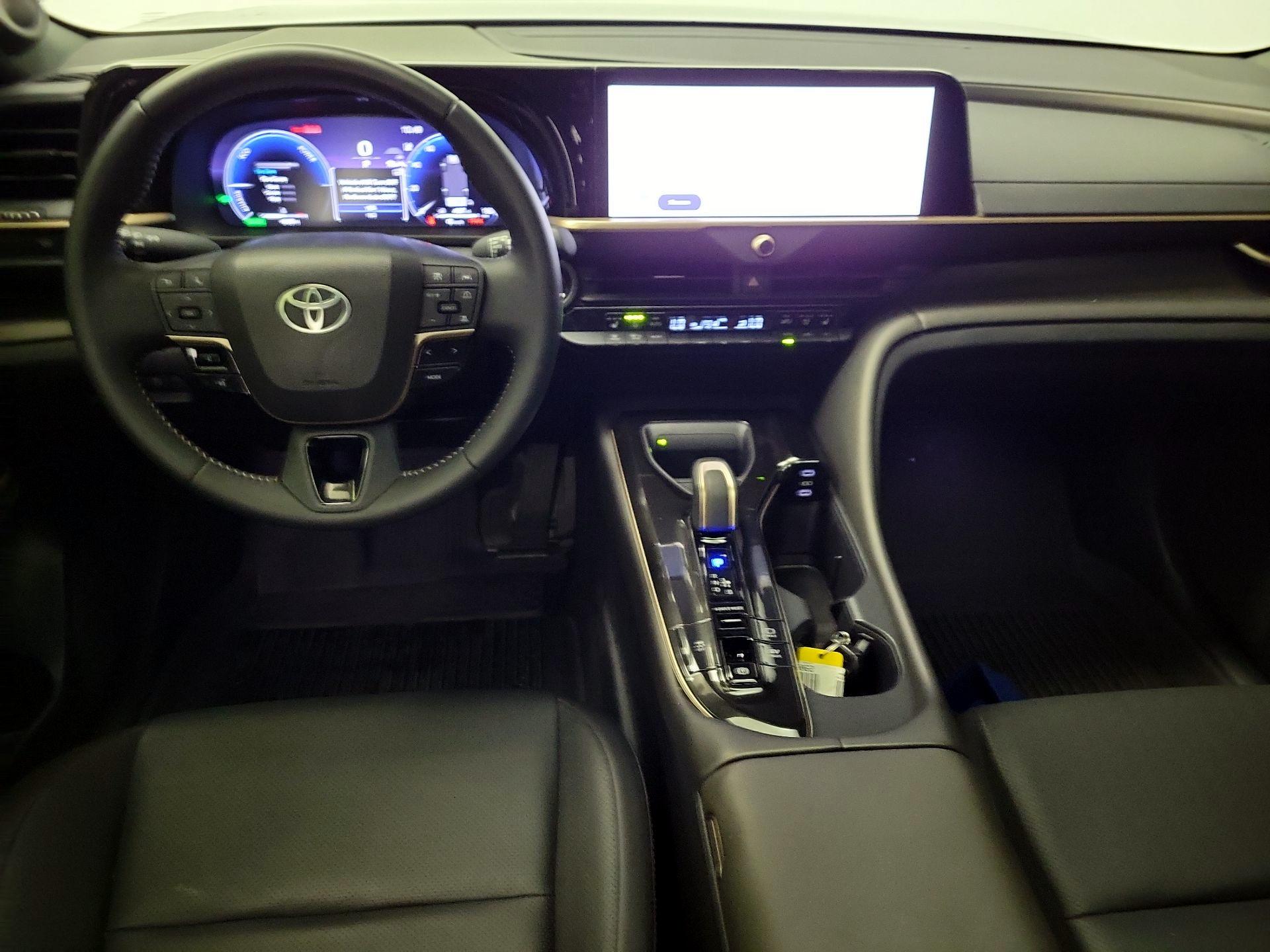Thumbnail: 2025 Toyota Crown - 9