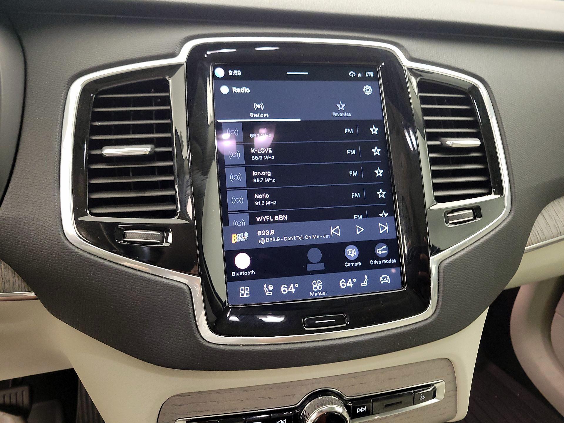 Thumbnail: 2025 Volvo XC90 - 13