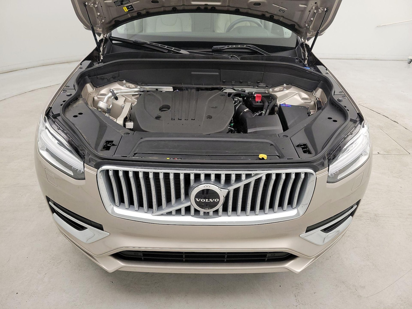 2025 Volvo XC90 Plus - Photo 20