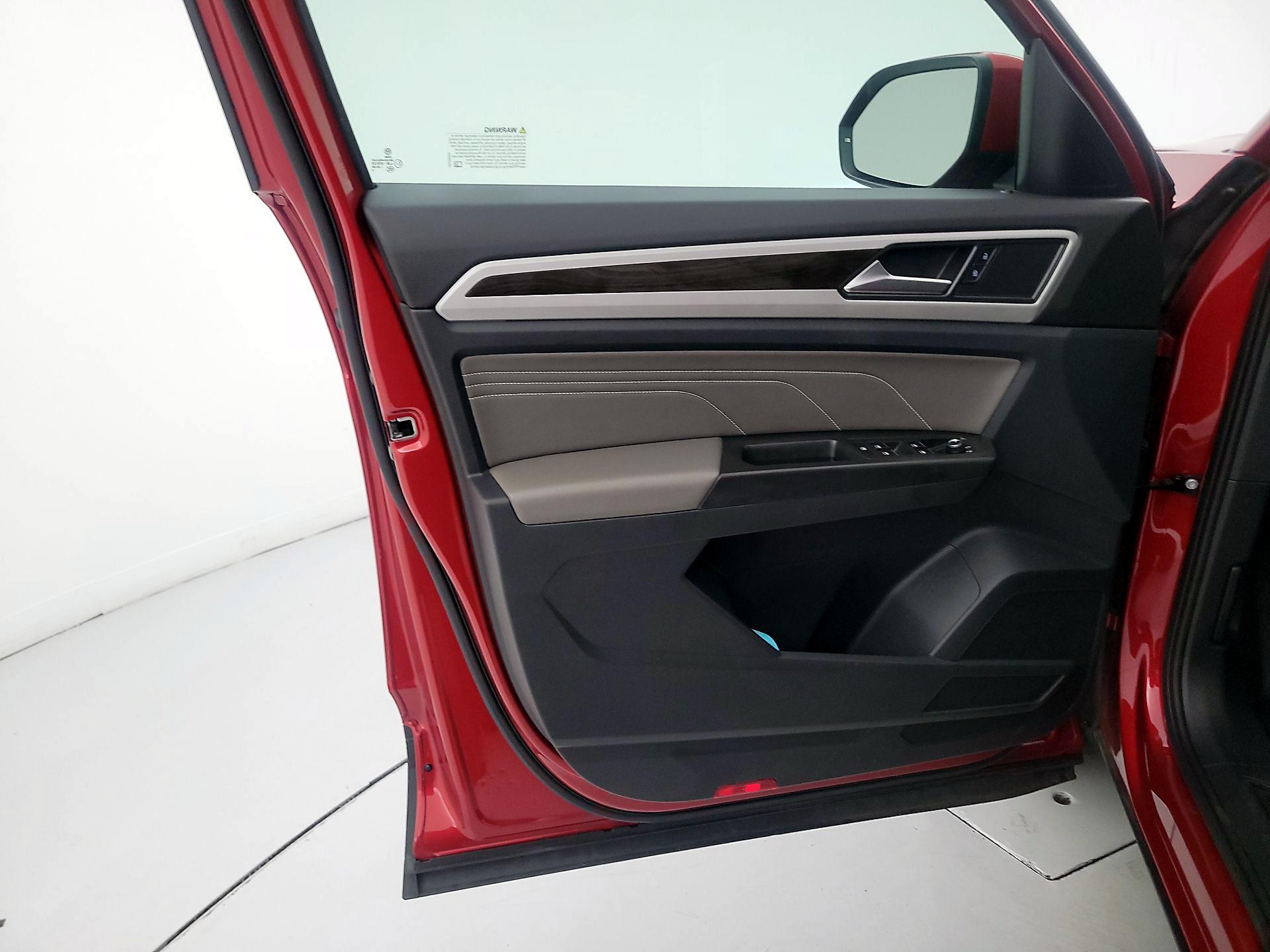 Thumbnail: 2022 Volkswagen Atlas - 12