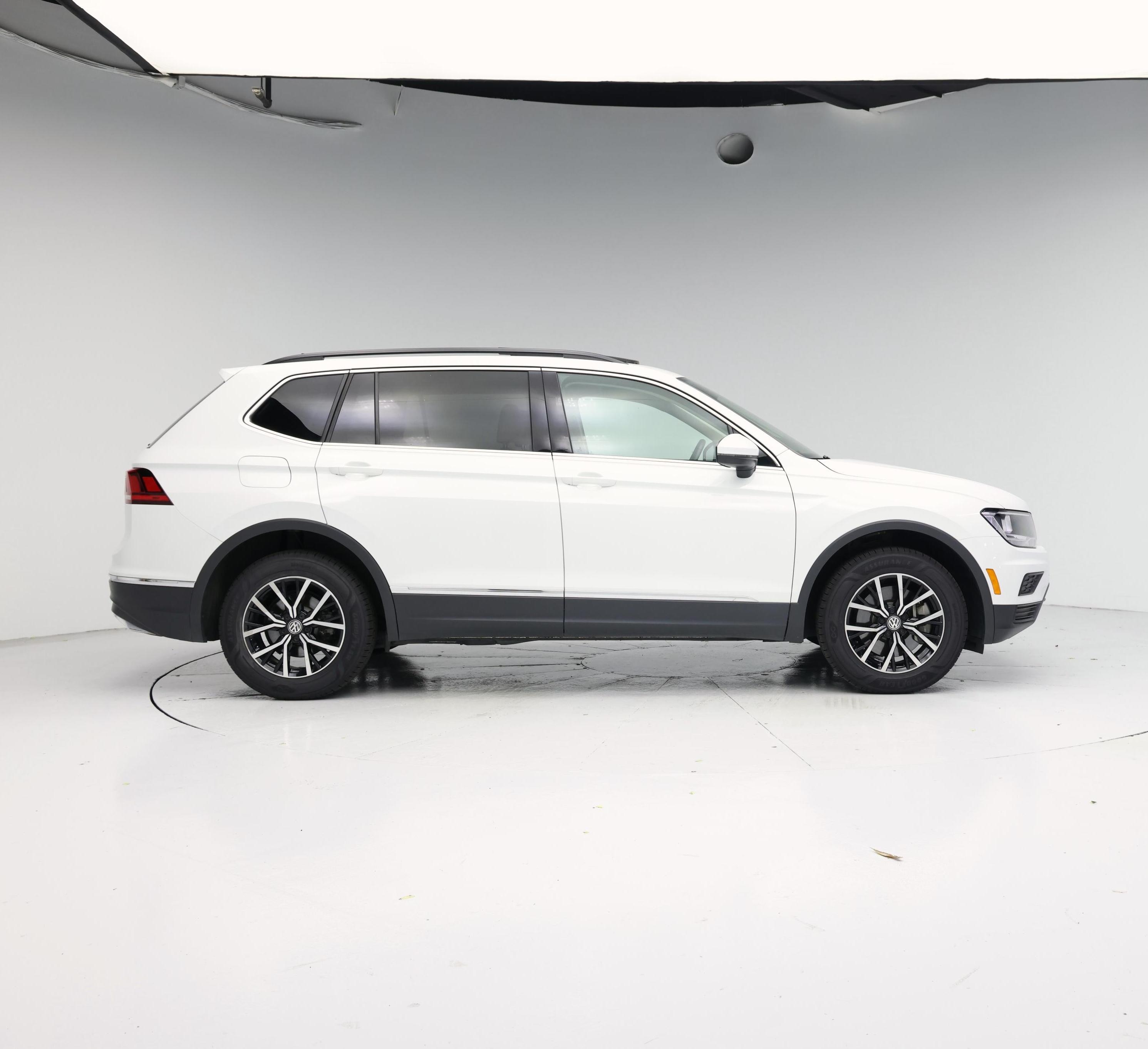 Thumbnail: 2021 Volkswagen Tiguan - 7