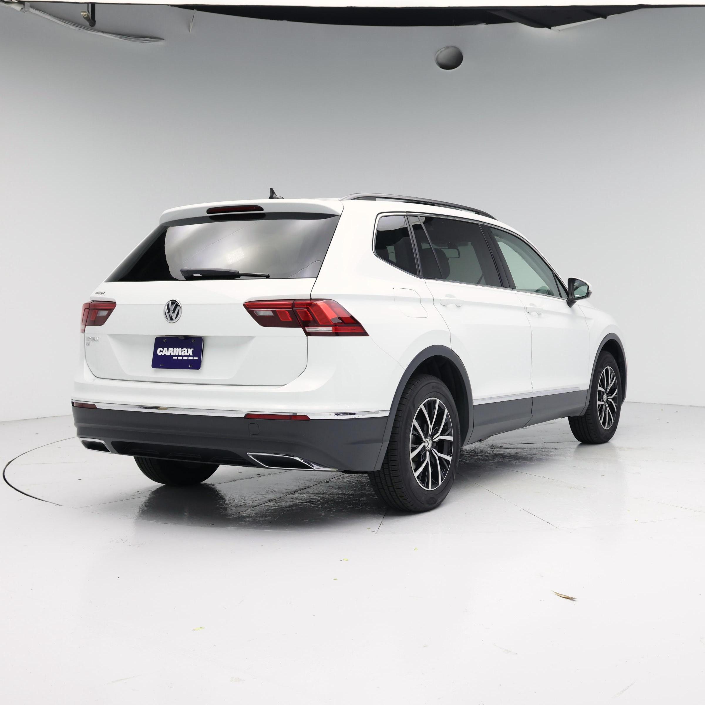 Thumbnail: 2021 Volkswagen Tiguan - 8