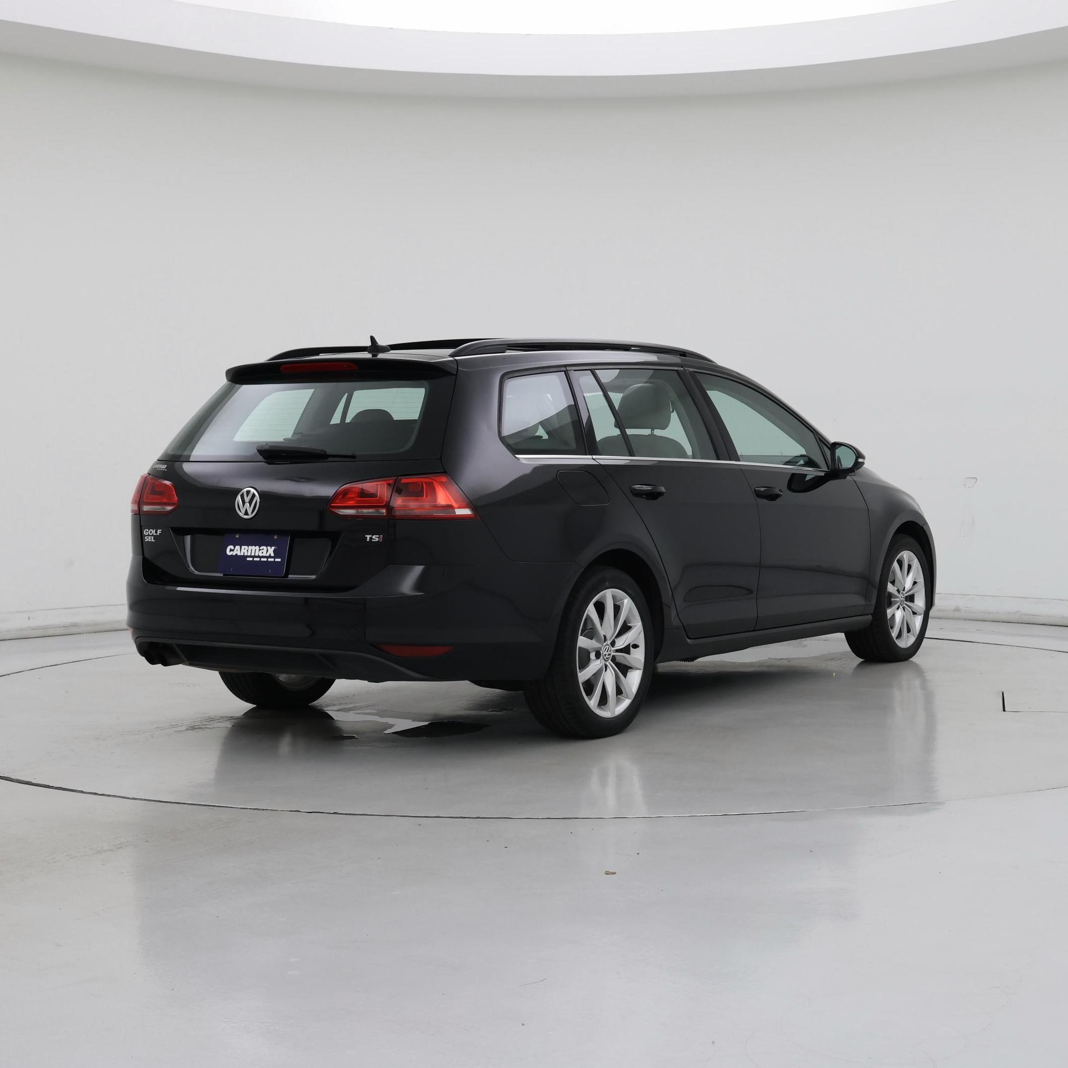 Thumbnail: 2016 Volkswagen Golf - 8