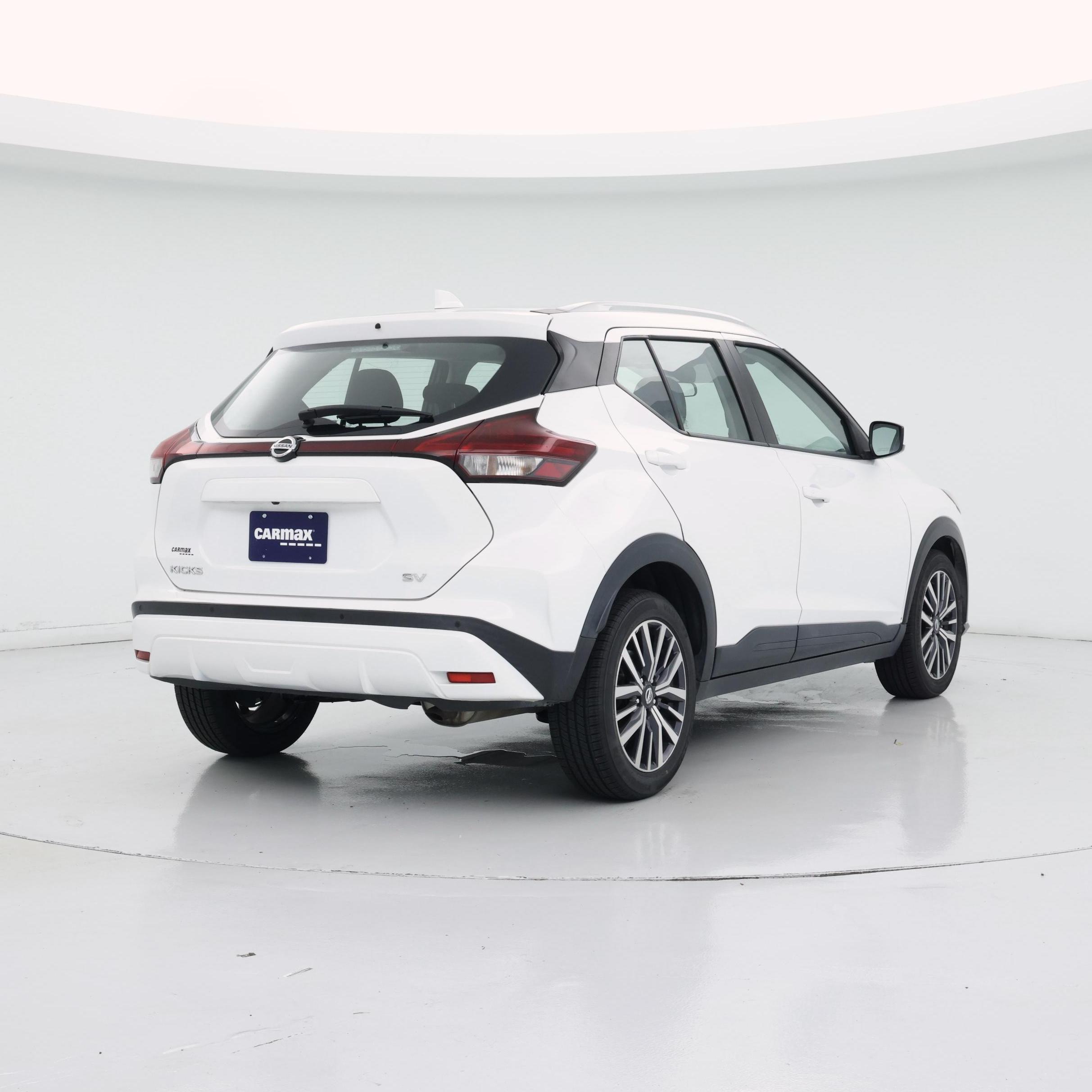 Thumbnail: 2021 Nissan Kicks - 8