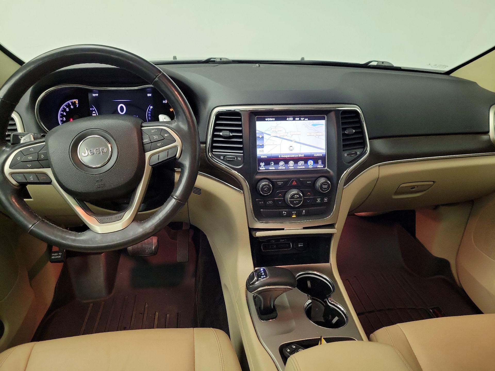 Thumbnail: 2015 Jeep Grand Cherokee - 9