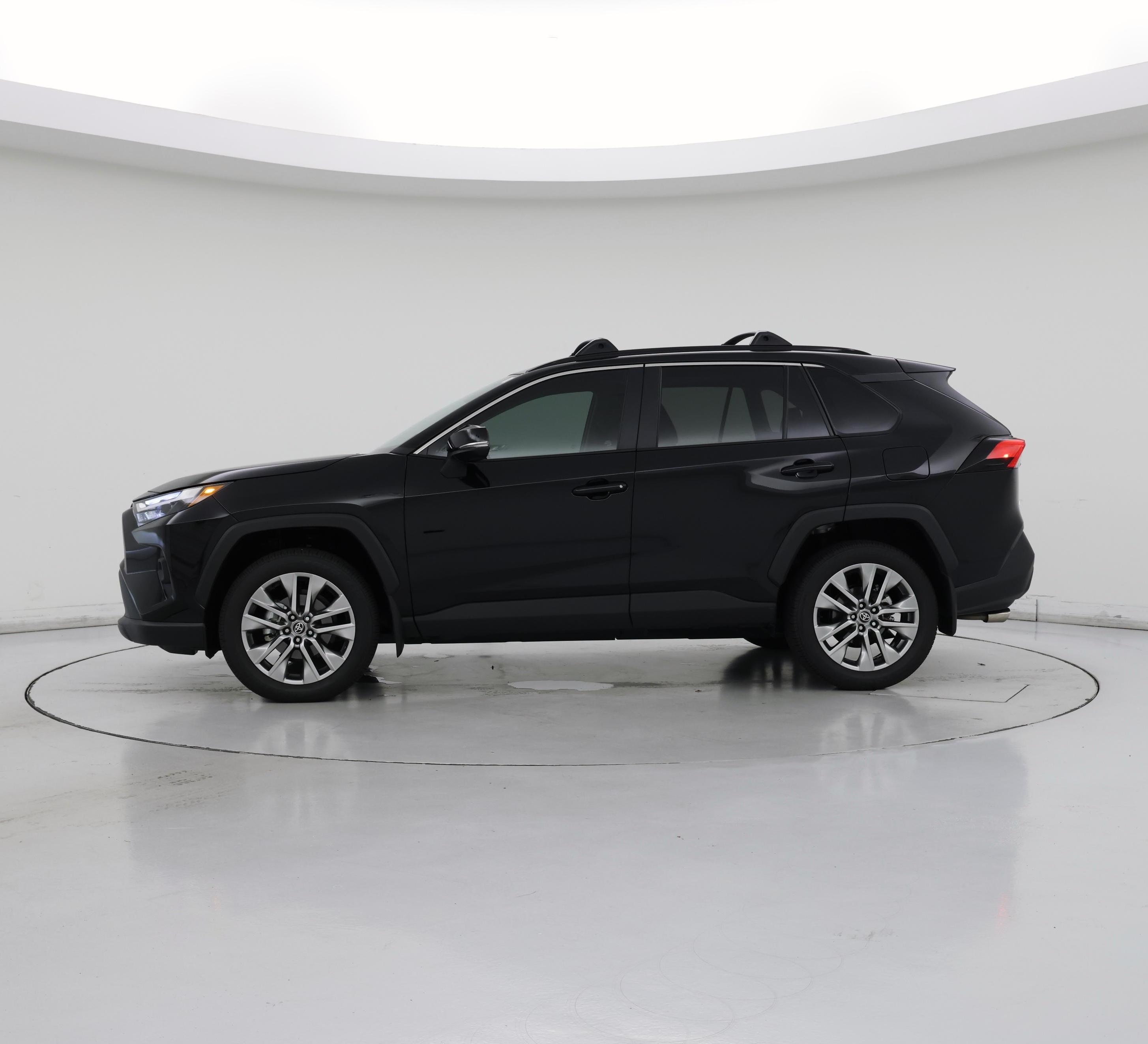 Thumbnail: 2025 Toyota RAV4 - 3