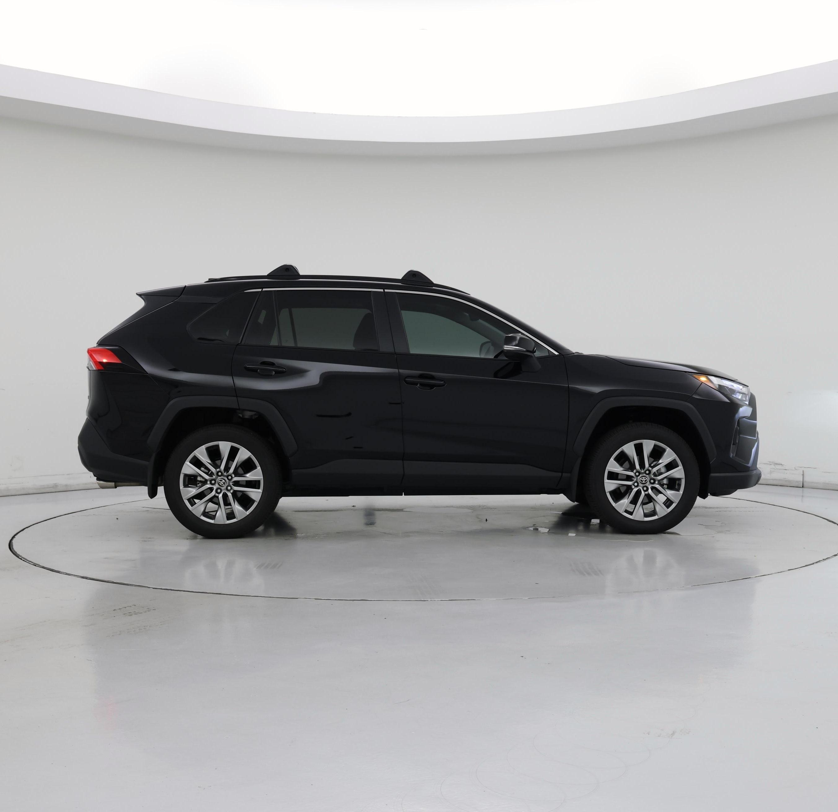 Thumbnail: 2025 Toyota RAV4 - 7